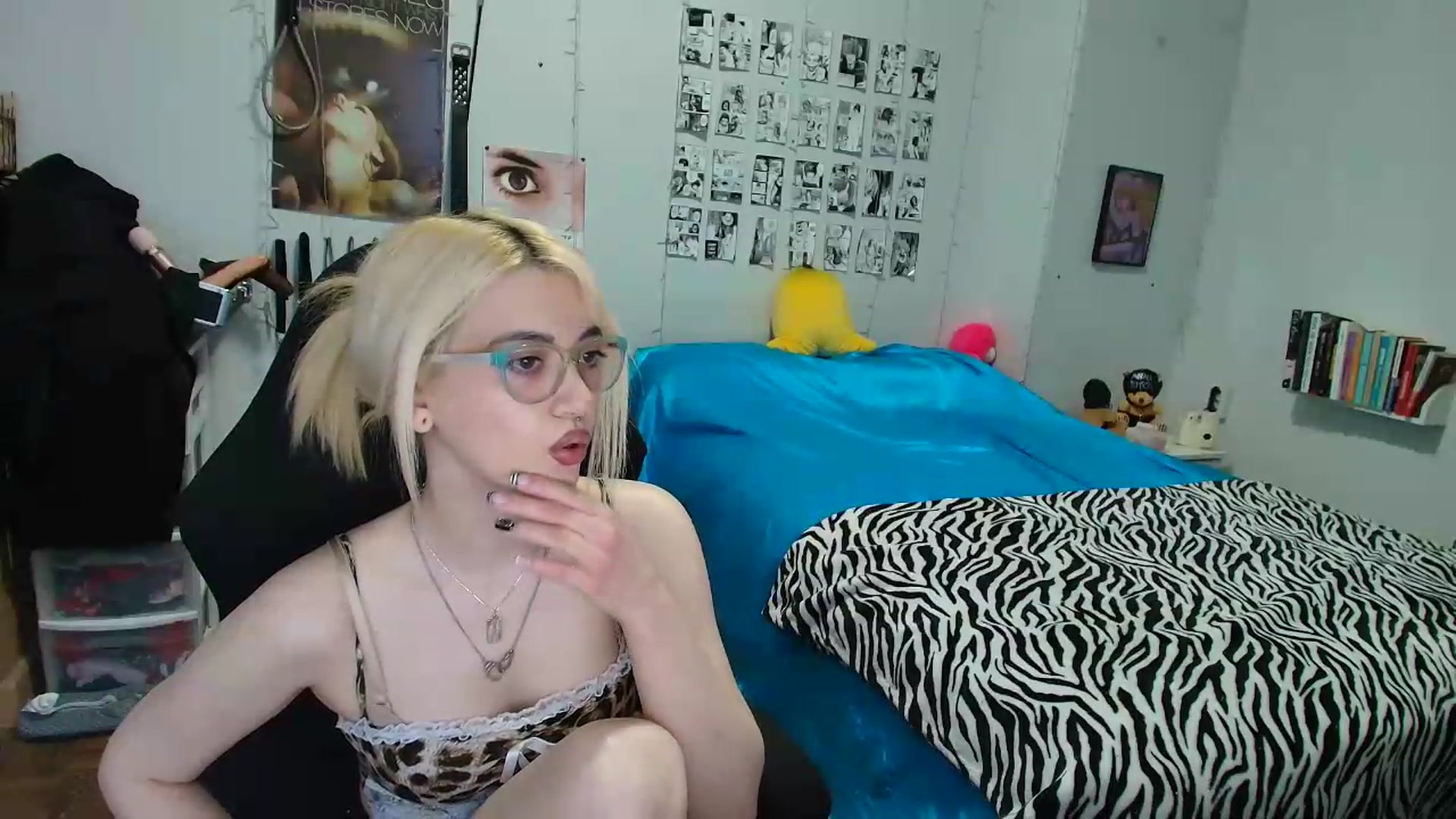 Gallery image thumbnail from AnnaTame's myfreecams stream on, 08/22/2026, 07:15 image 8 of 20