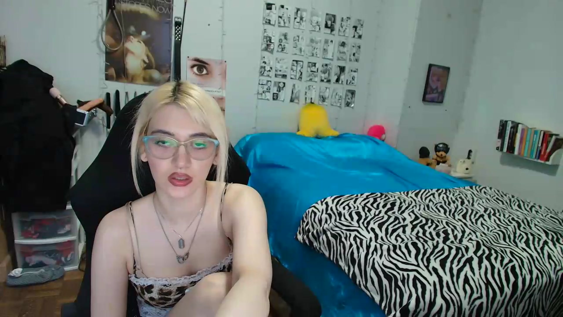 Gallery image thumbnail from AnnaTame's myfreecams stream on, 08/22/2026, 07:15 image 6 of 20