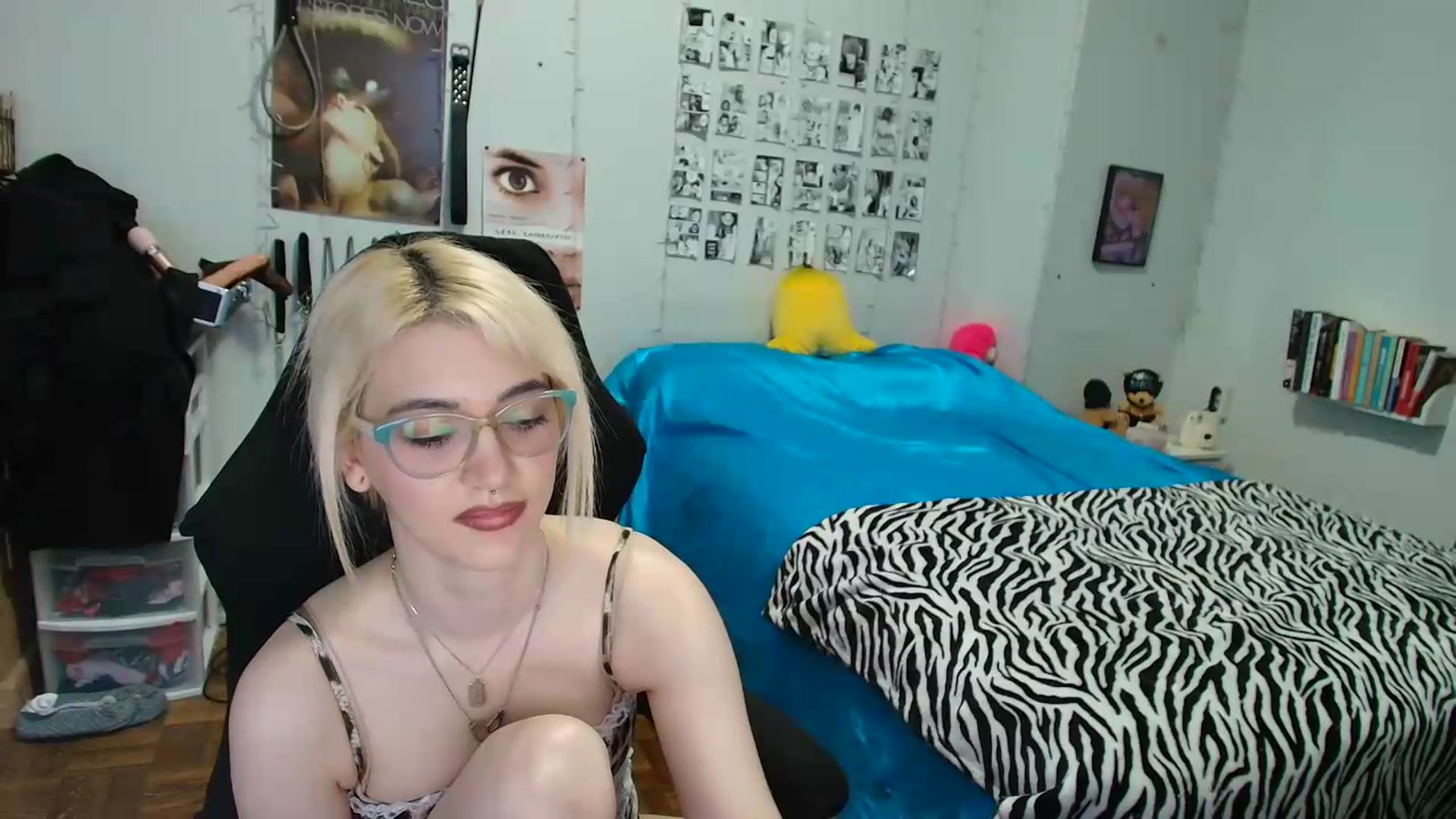 Gallery image thumbnail from AnnaTame's myfreecams stream on, 08/22/2026, 07:15 image 19 of 20