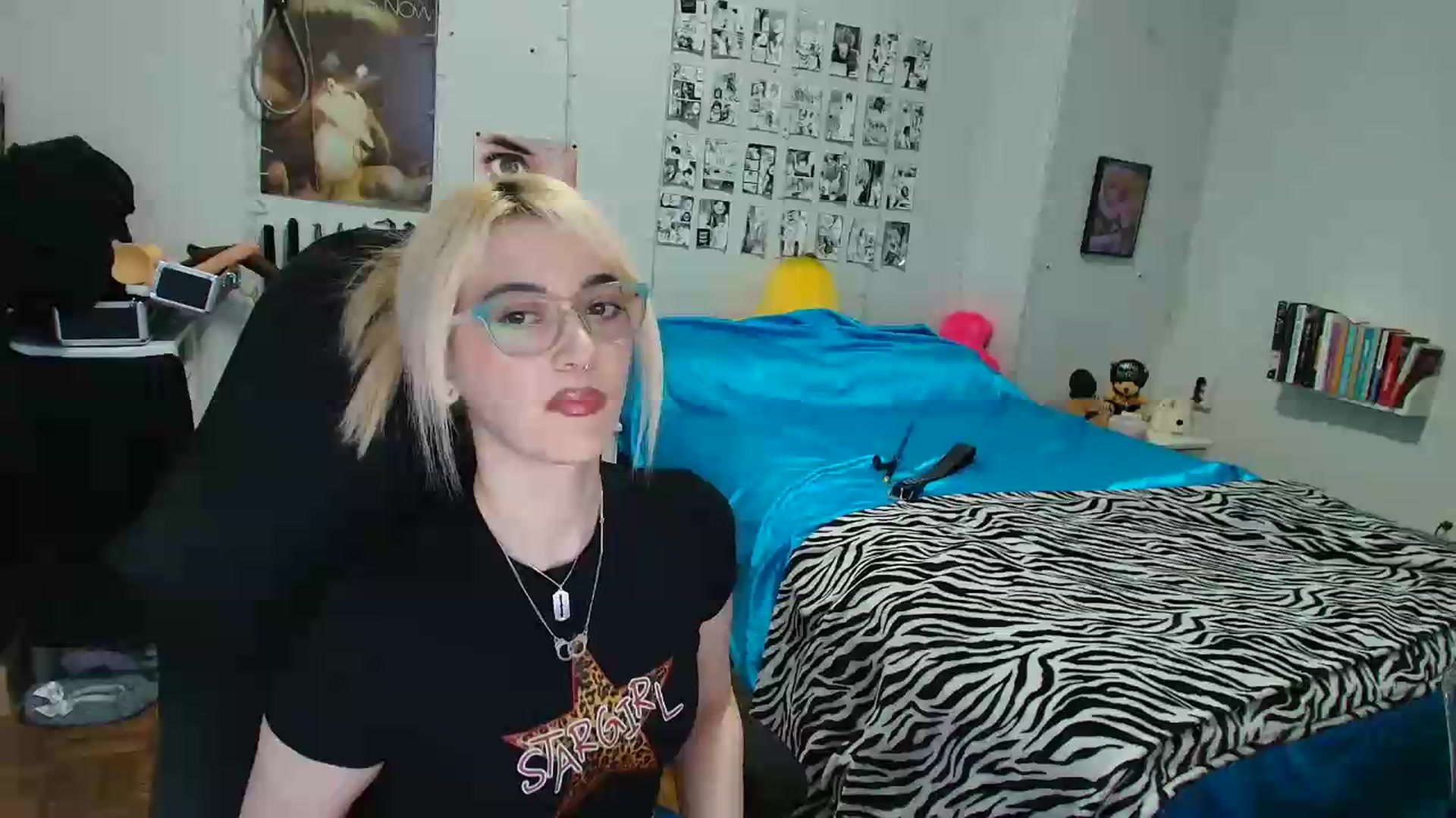 Gallery image thumbnail from AnnaTame's myfreecams stream on, 08/25/2026, 03:57 image 15 of 20