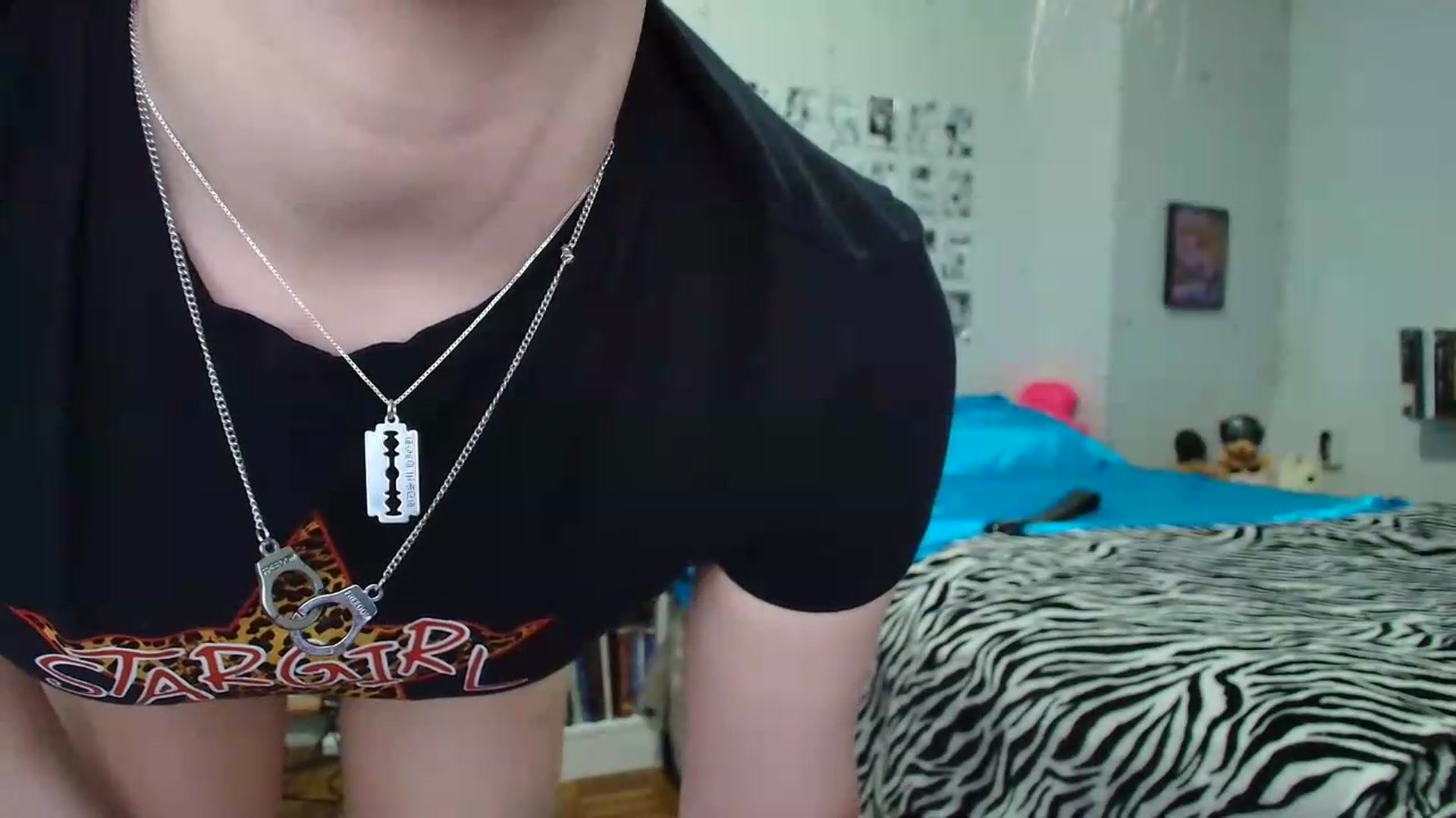 Gallery image thumbnail from AnnaTame's myfreecams stream on, 08/25/2026, 03:57 image 11 of 20