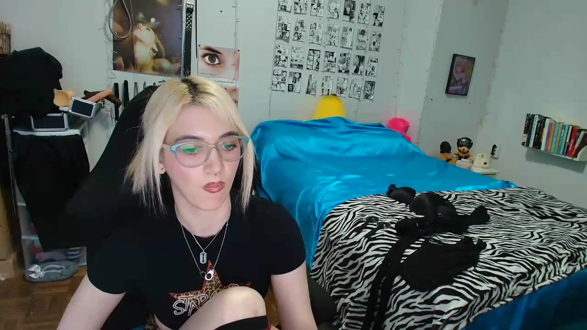 Gallery image thumbnail from AnnaTame's myfreecams stream on, 08/25/2026, 06:45 image 12 of 20