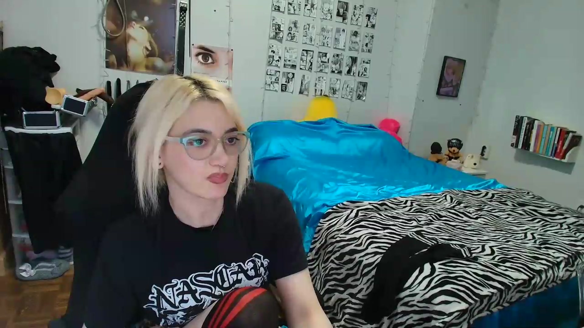 Gallery image thumbnail from AnnaTame's myfreecams stream on, 08/25/2026, 09:15 image 11 of 20