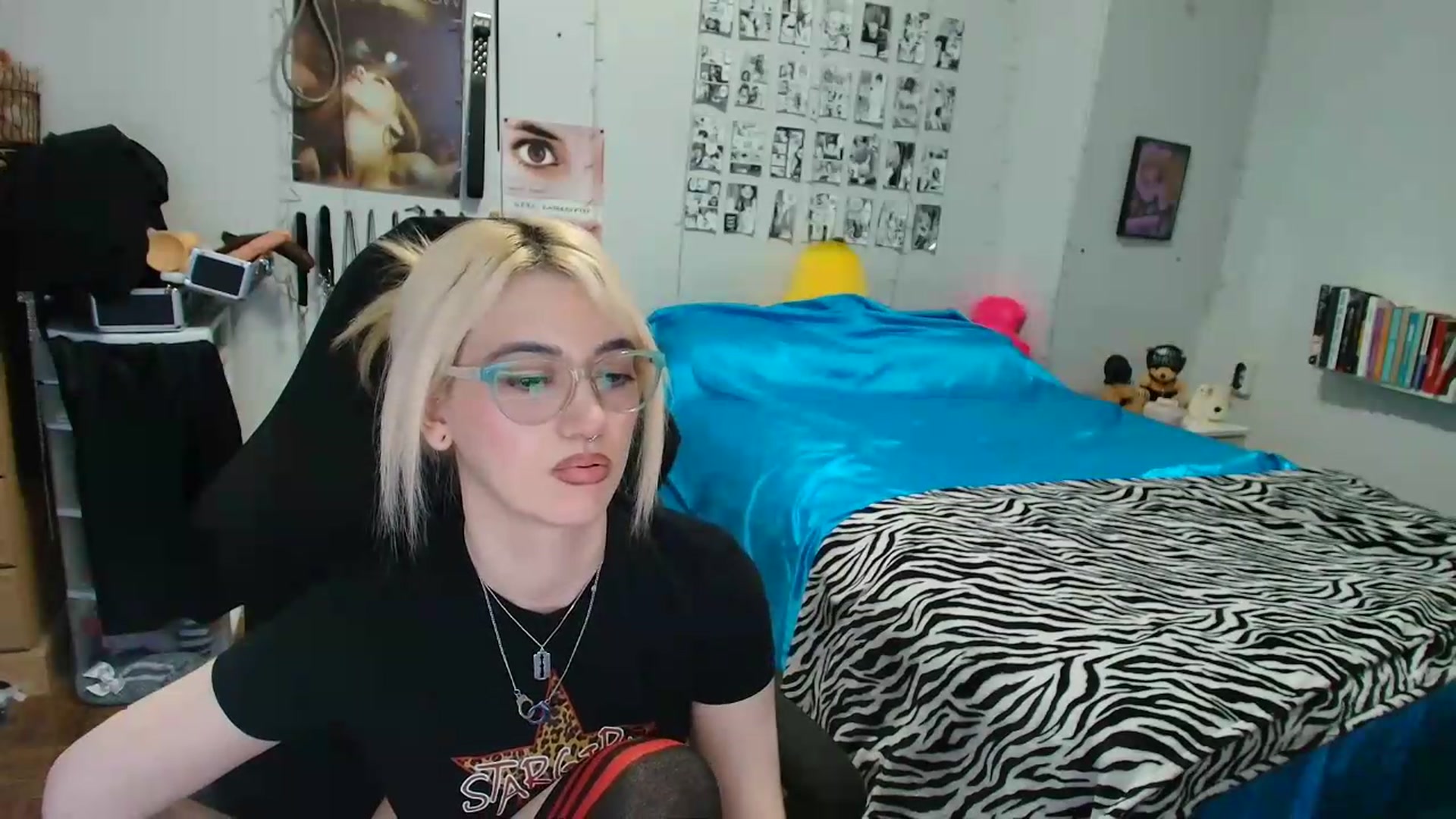 Gallery image thumbnail from AnnaTame's myfreecams stream on, 08/25/2026, 09:15 image 8 of 20