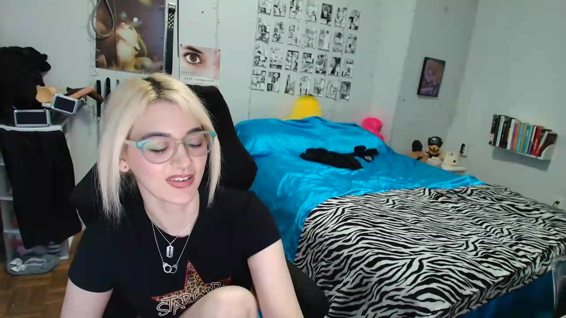 Gallery image thumbnail from AnnaTame's myfreecams stream on, 08/25/2026, 09:15 image 13 of 20