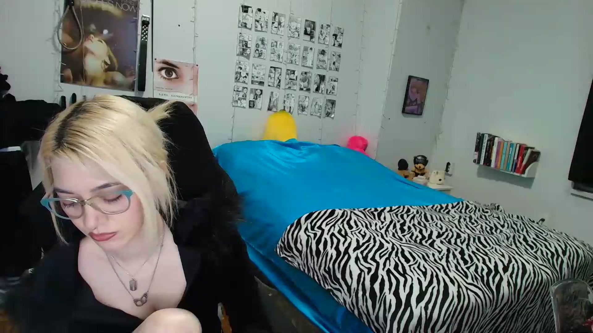 Gallery image thumbnail from AnnaTame's myfreecams stream on, 08/26/2026, 05:46 image 12 of 20