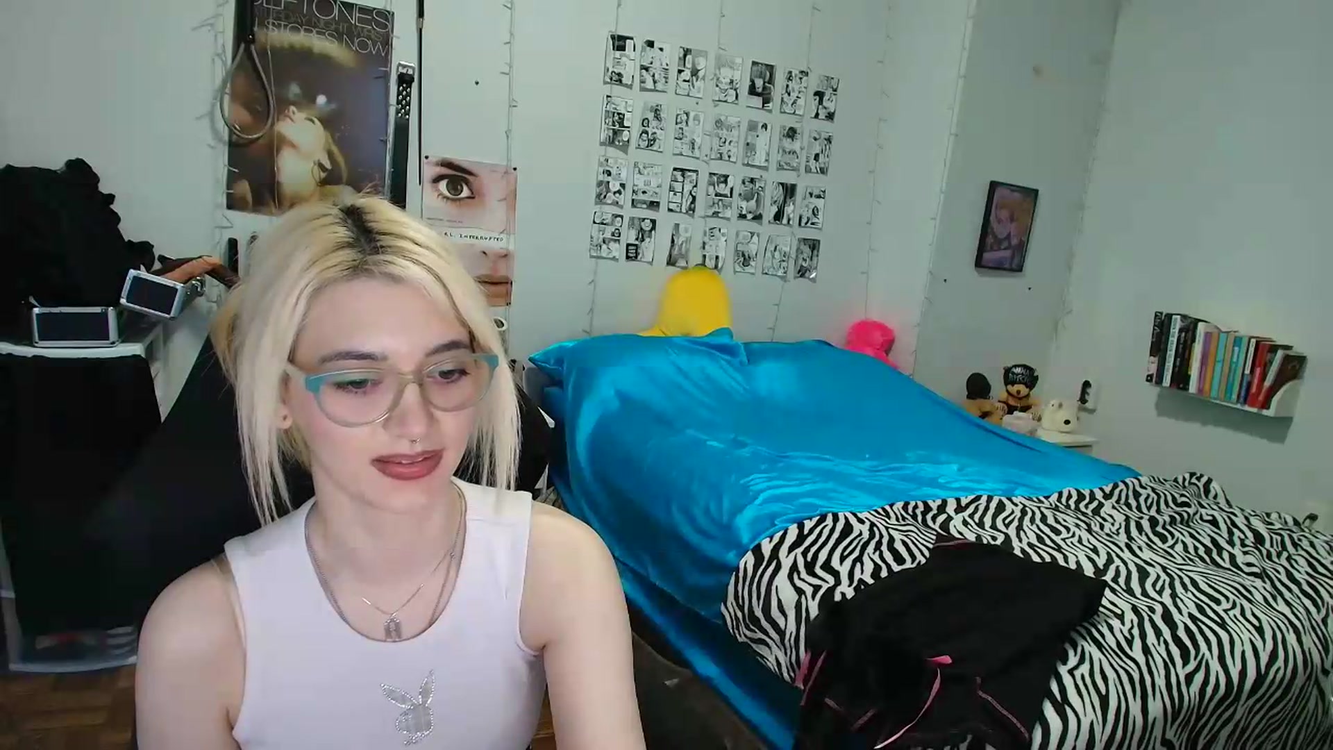 Gallery image thumbnail from AnnaTame's myfreecams stream on, 08/26/2026, 09:28 image 19 of 20