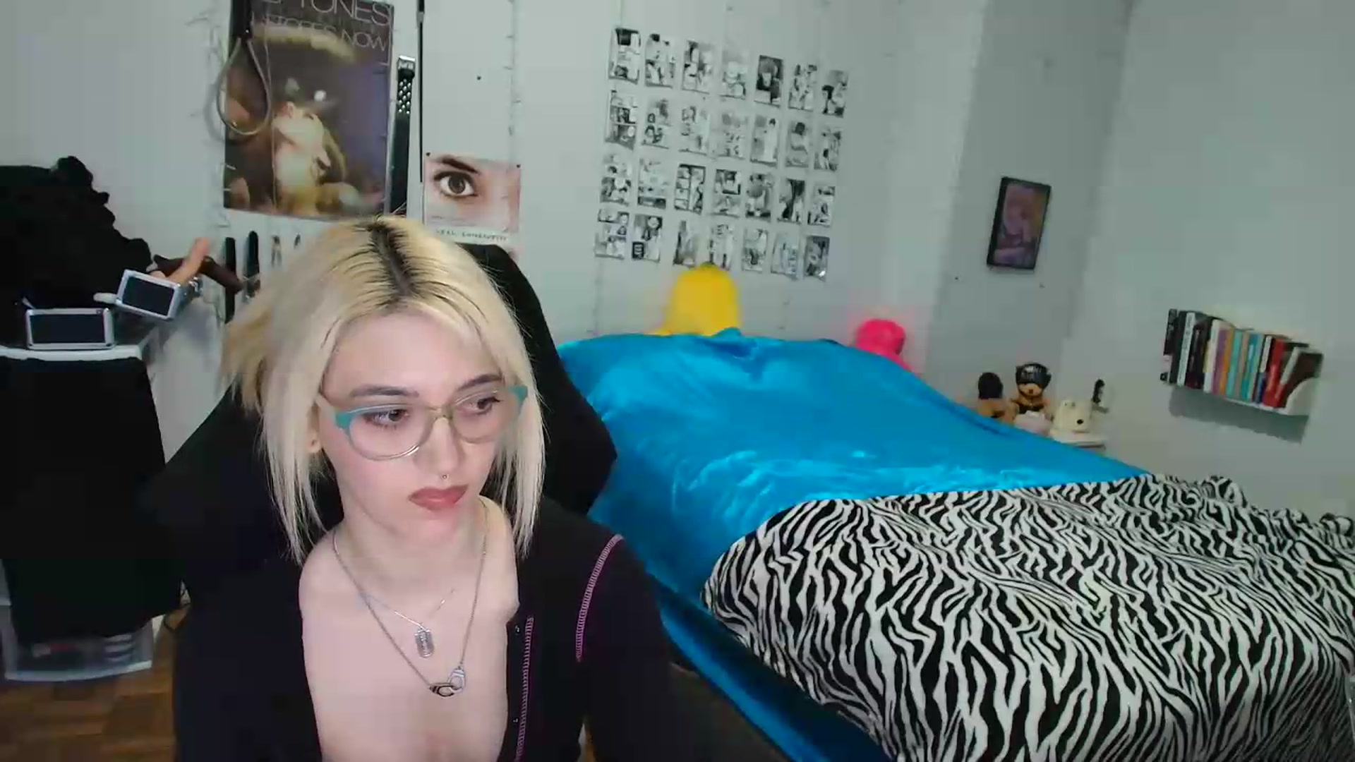 Gallery image thumbnail from AnnaTame's myfreecams stream on, 08/26/2026, 09:28 image 5 of 20