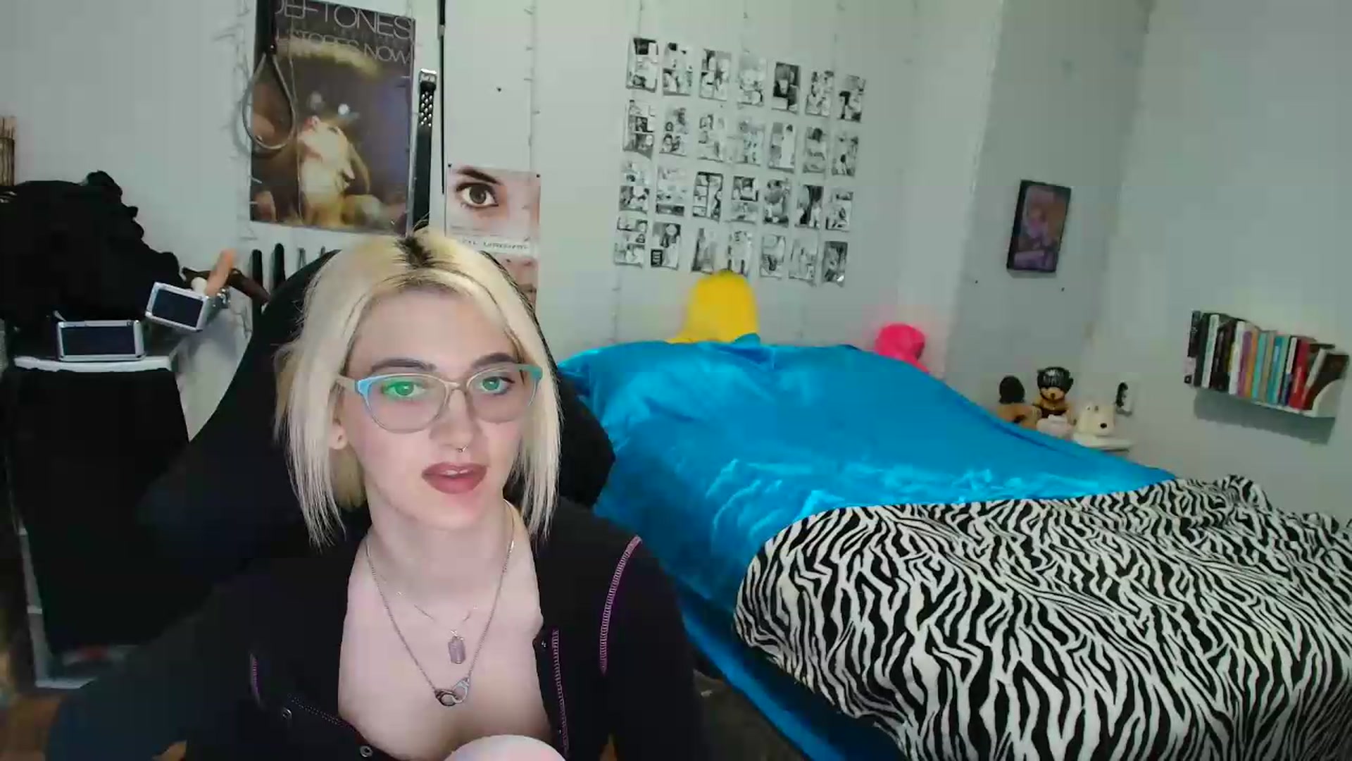 Gallery image thumbnail from AnnaTame's myfreecams stream on, 08/26/2026, 09:28 image 7 of 20