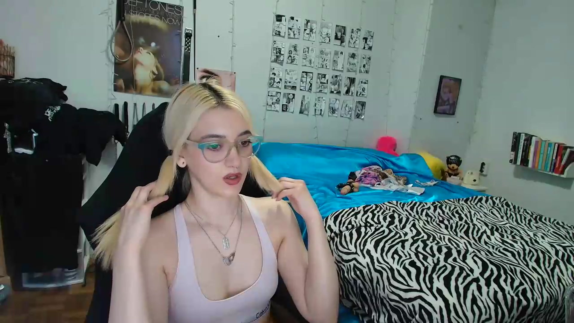 Gallery image thumbnail from AnnaTame's myfreecams stream on, 08/27/2026, 07:39 image 12 of 20