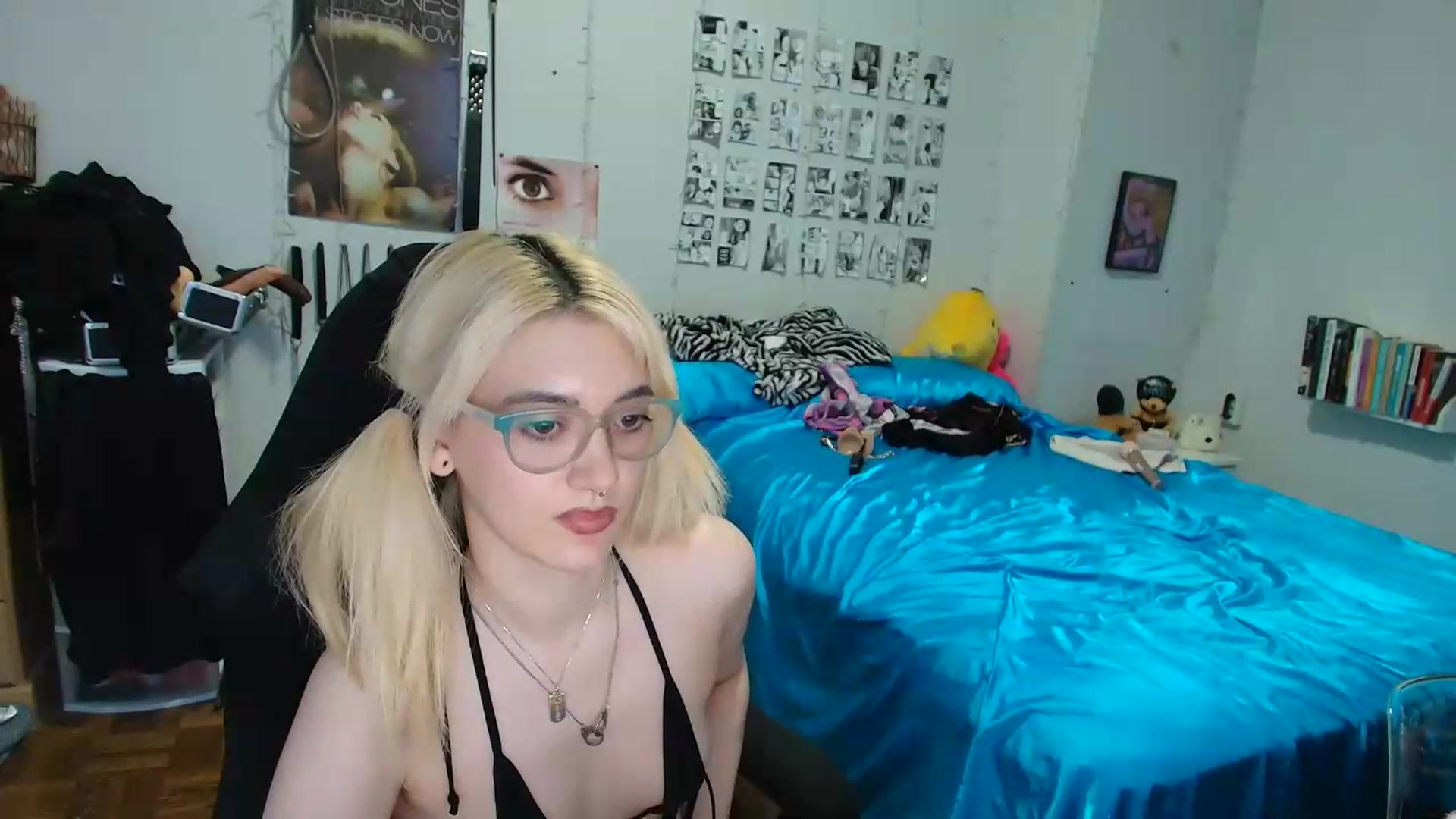 Gallery image thumbnail from AnnaTame's myfreecams stream on, 08/27/2026, 11:34 image 15 of 20