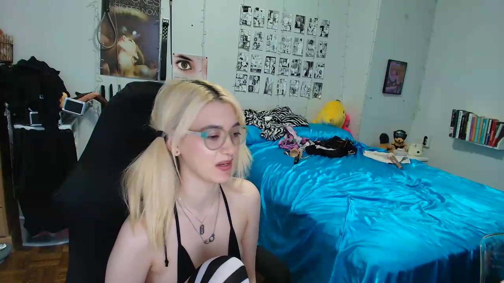Gallery image thumbnail from AnnaTame's myfreecams stream on, 08/27/2026, 11:34 image 17 of 20
