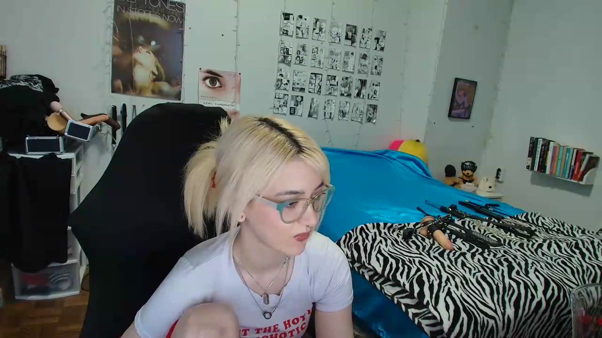 Gallery image thumbnail from AnnaTame's myfreecams stream on, 08/28/2026, 07:25 image 16 of 20