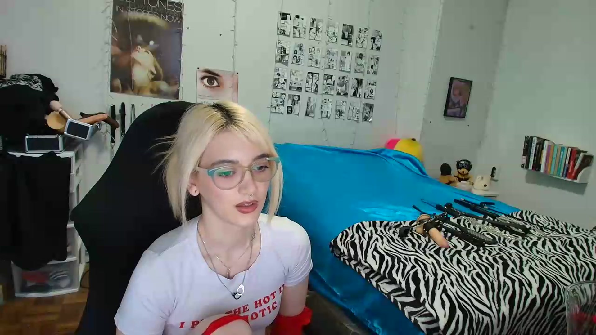 Gallery image thumbnail from AnnaTame's myfreecams stream on, 08/28/2026, 07:25 image 11 of 20