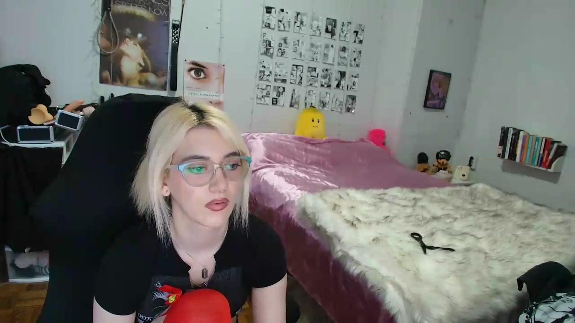 Gallery image thumbnail from AnnaTame's myfreecams stream on, 08/31/2026, 08:02 image 15 of 20