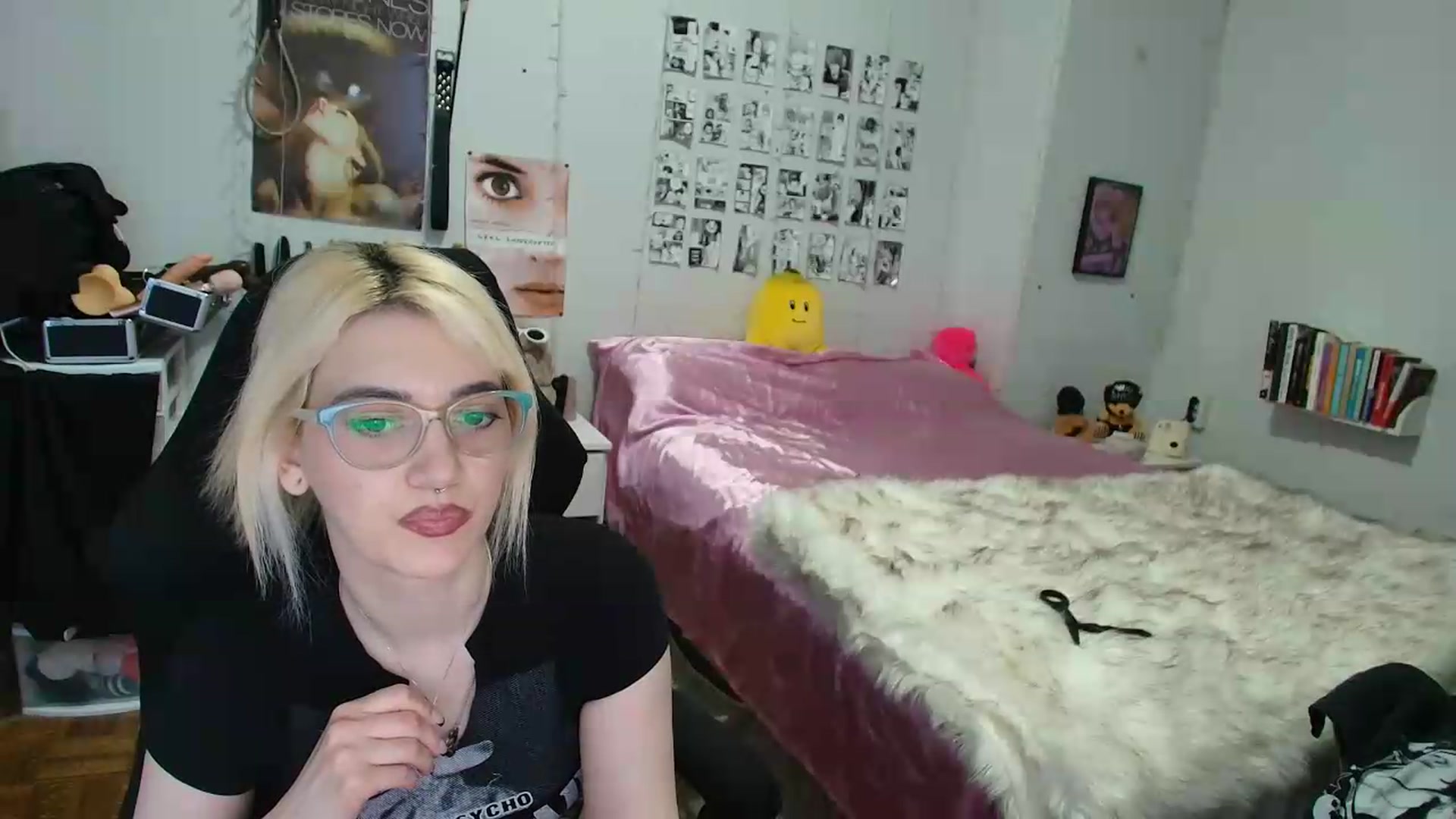 Gallery image thumbnail from AnnaTame's myfreecams stream on, 08/31/2026, 08:02 image 11 of 20