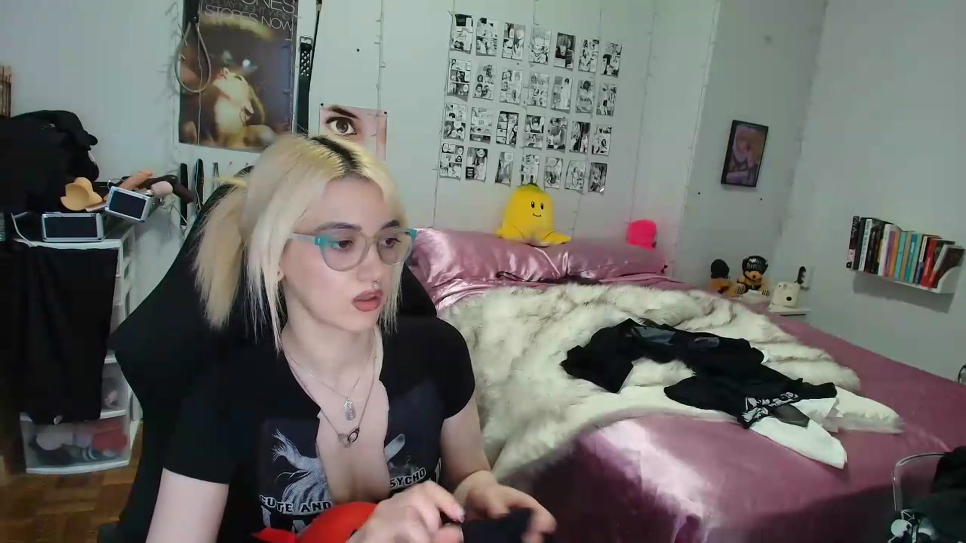 Gallery image thumbnail from AnnaTame's myfreecams stream on, 08/31/2026, 11:33 image 15 of 20
