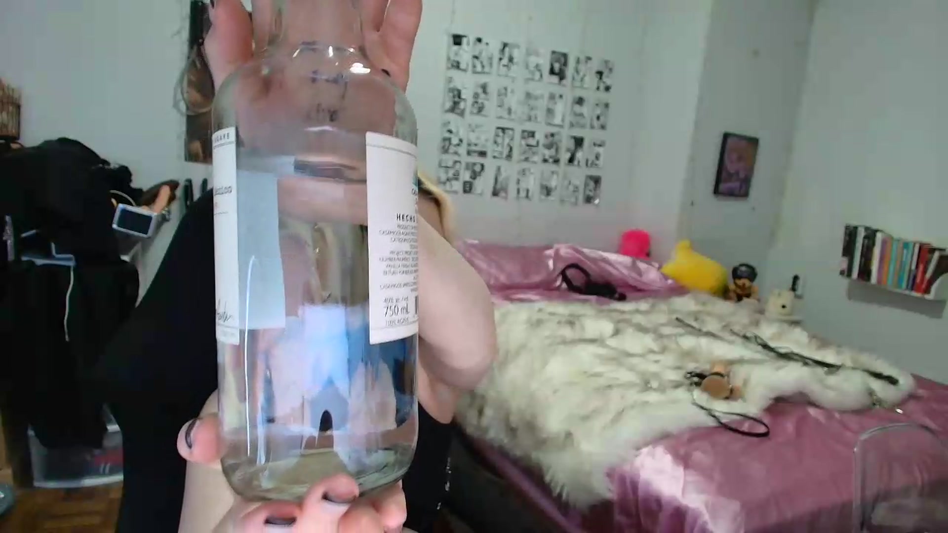Gallery image thumbnail from AnnaTame's myfreecams stream on, 09/01/2026, 10:40 image 7 of 20