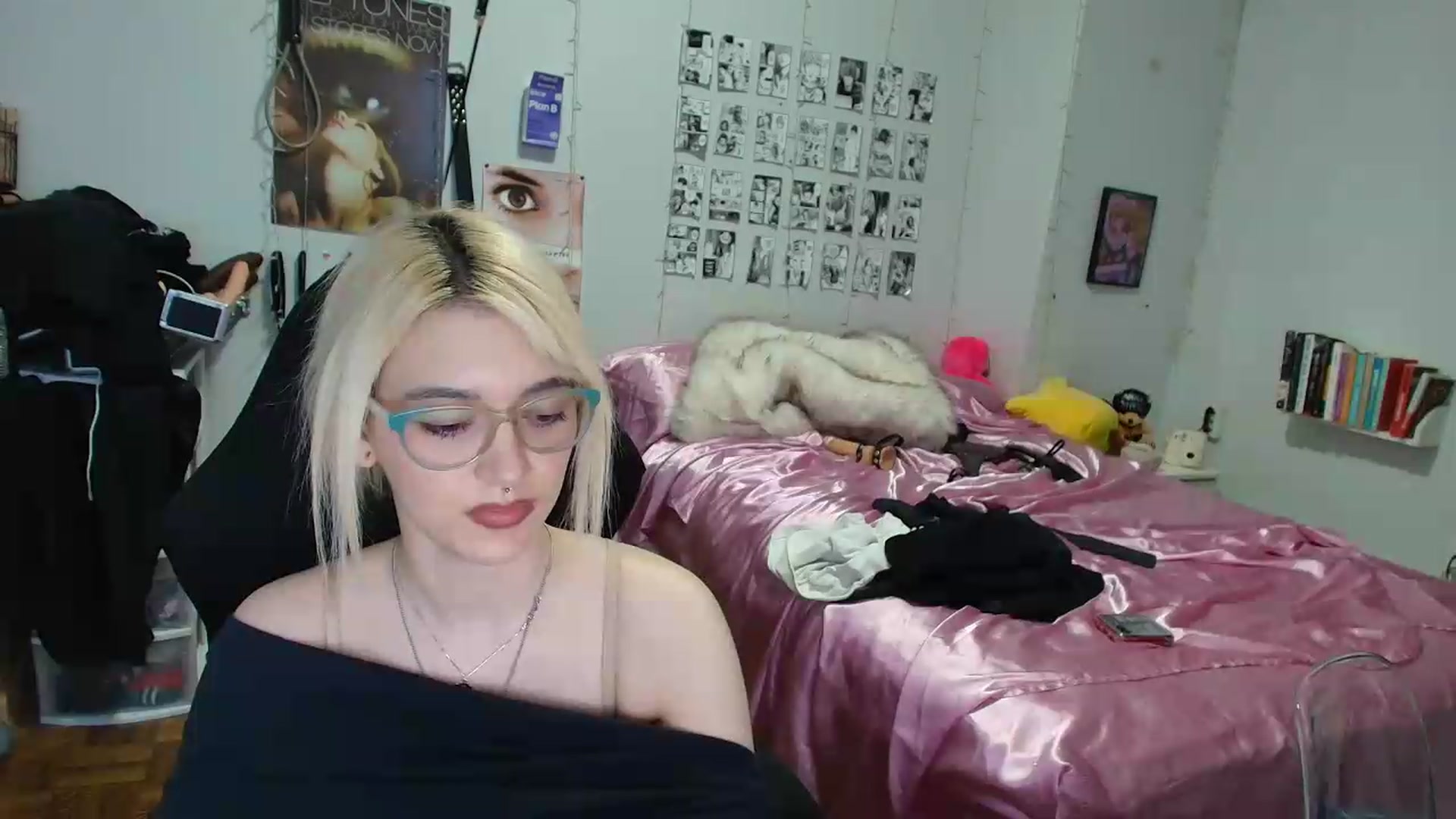Gallery image thumbnail from AnnaTame's myfreecams stream on, 09/01/2026, 11:13 image 2 of 20