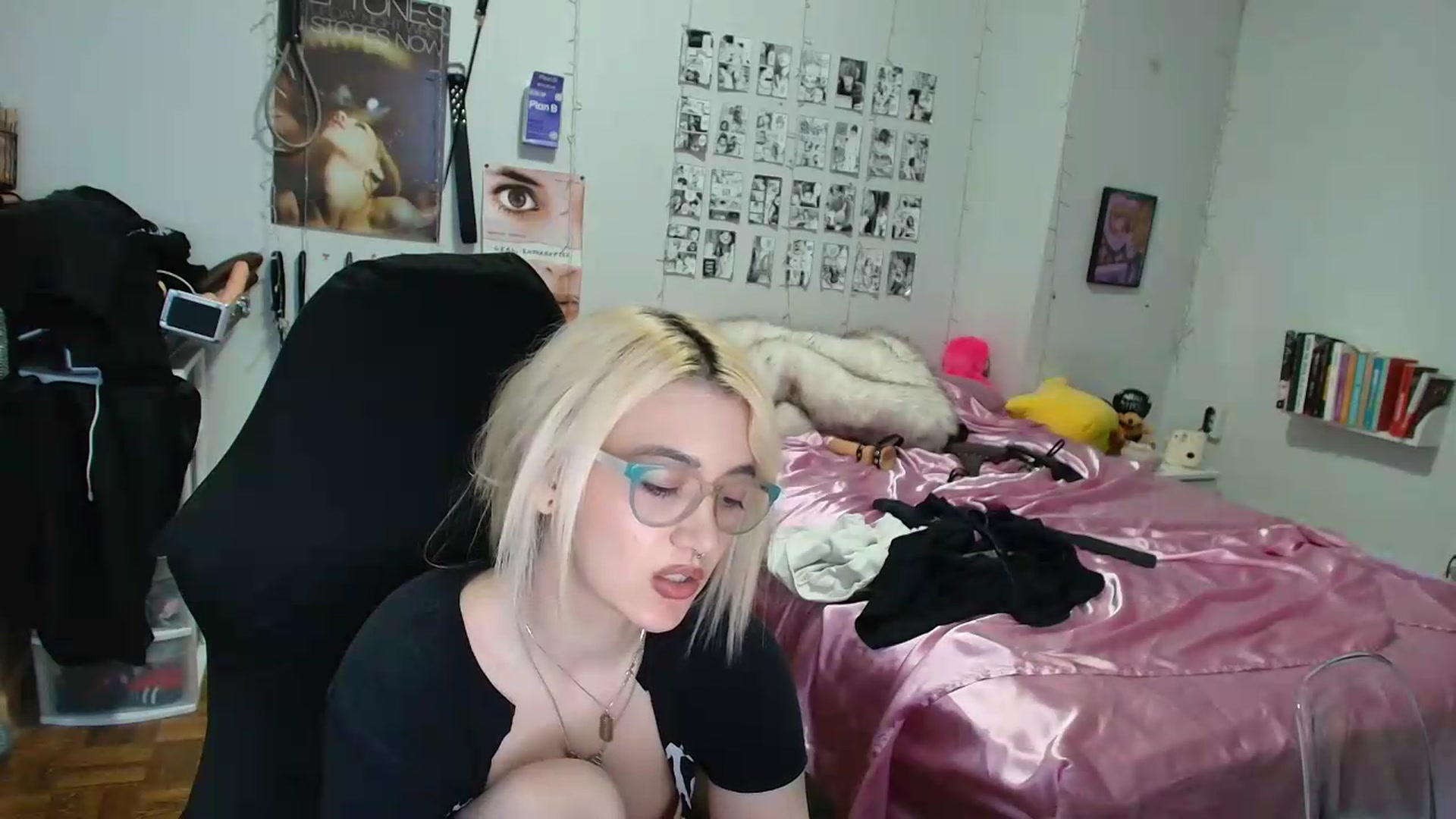Gallery image thumbnail from AnnaTame's myfreecams stream on, 09/01/2026, 11:13 image 8 of 20