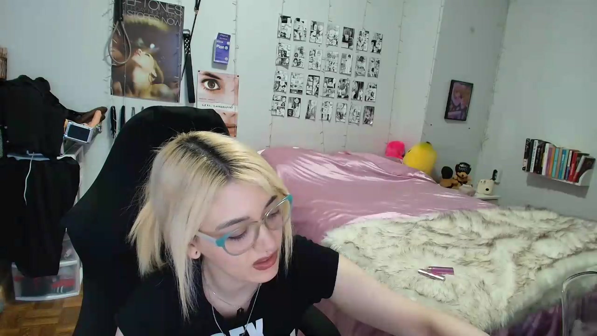 Gallery image thumbnail from AnnaTame's myfreecams stream on, 09/02/2026, 08:57 image 10 of 20