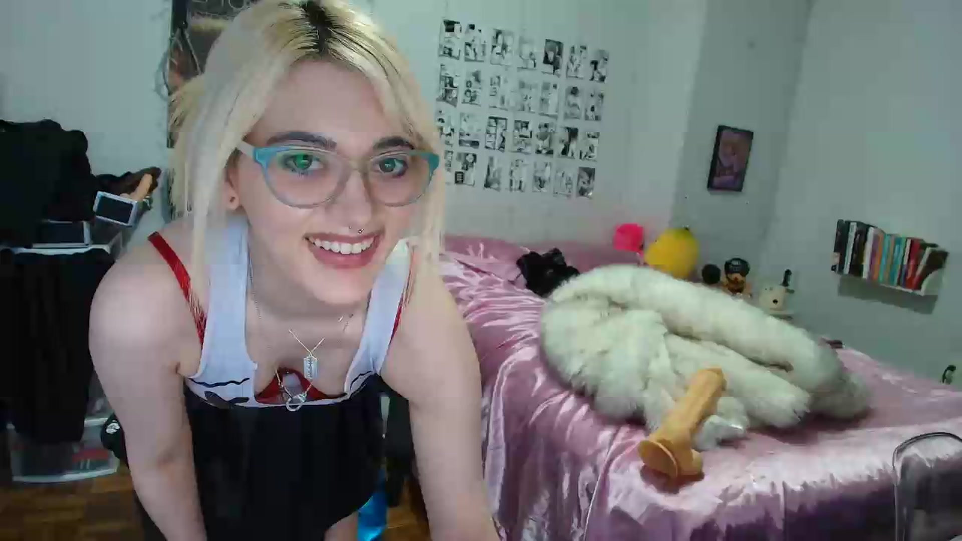 Gallery image thumbnail from AnnaTame's myfreecams stream on, 09/02/2026, 09:51 image 1 of 20