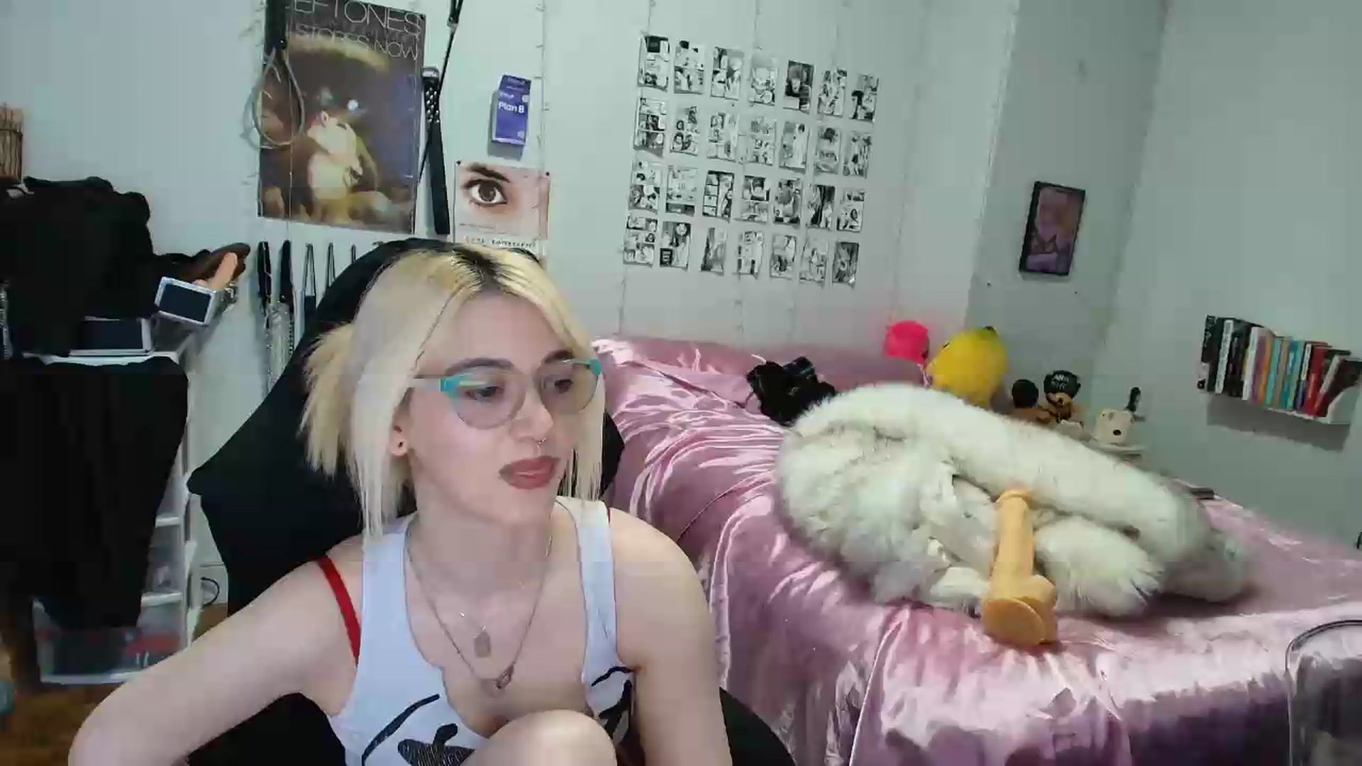 Gallery image thumbnail from AnnaTame's myfreecams stream on, 09/02/2026, 11:18 image 1 of 20