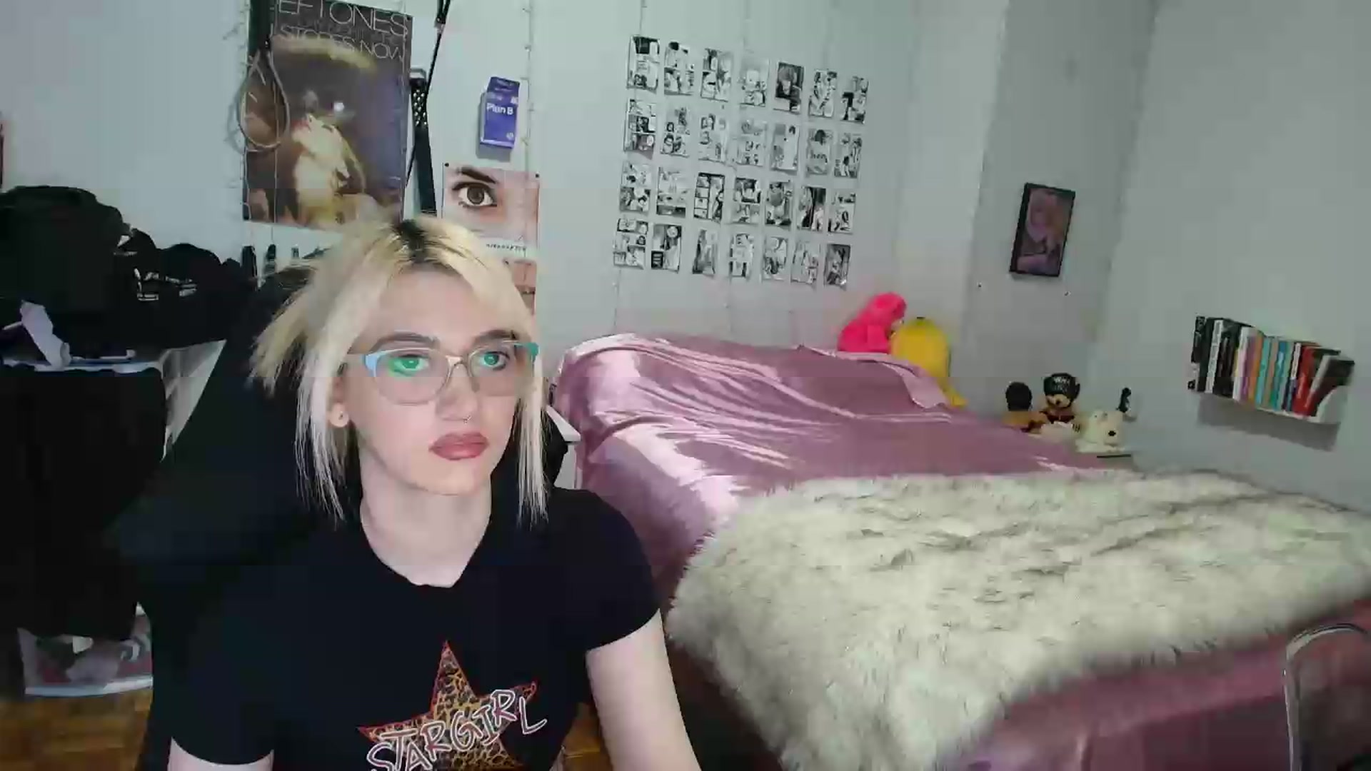 Gallery image thumbnail from AnnaTame's myfreecams stream on, 09/04/2026, 06:26 image 15 of 20