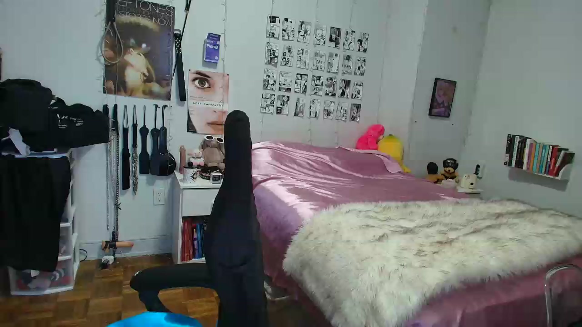 Gallery image thumbnail from AnnaTame's myfreecams stream on, 09/04/2026, 09:16 image 1 of 20