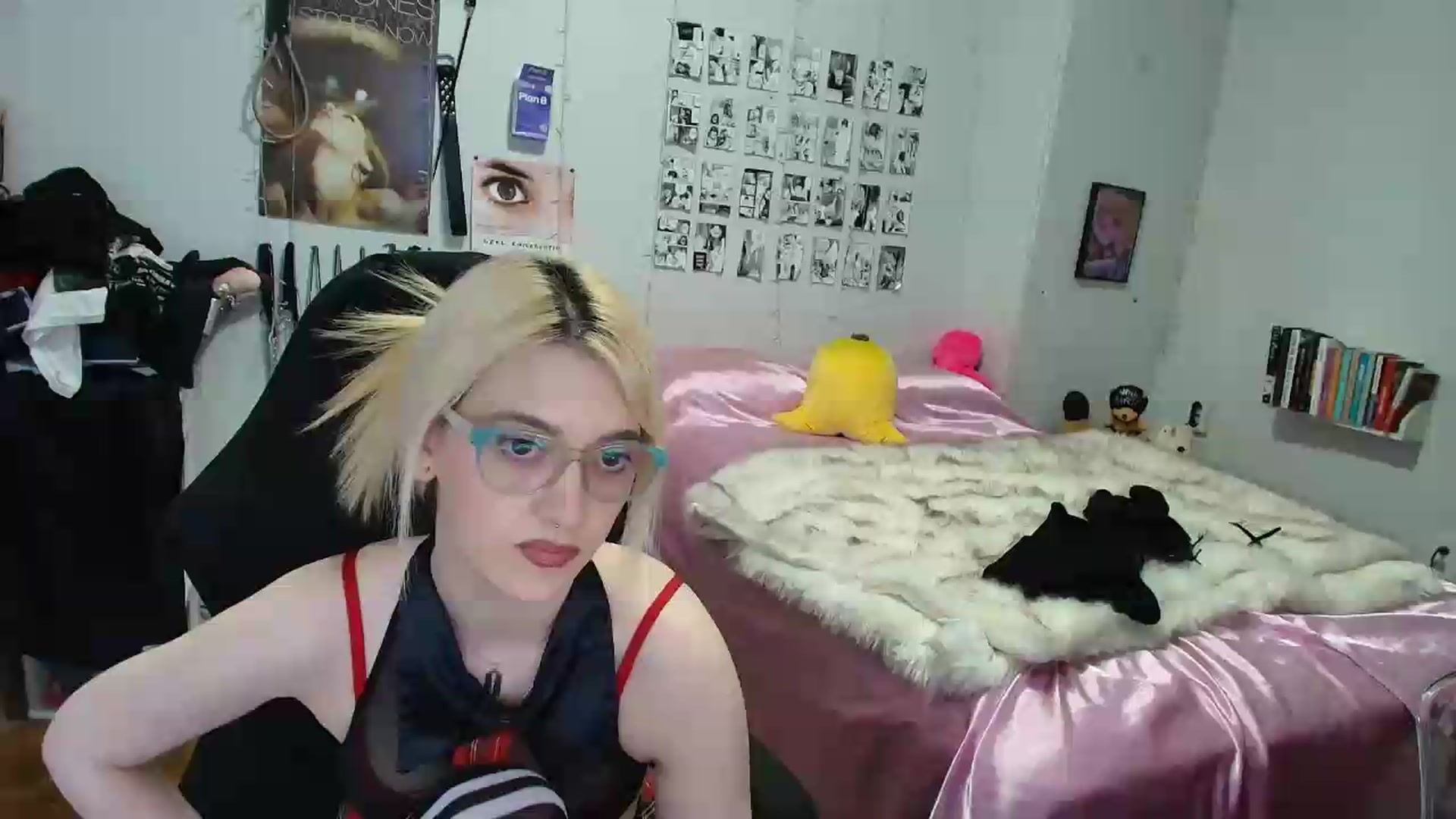 Gallery image thumbnail from AnnaTame's myfreecams stream on, 09/07/2026, 06:32 image 2 of 20