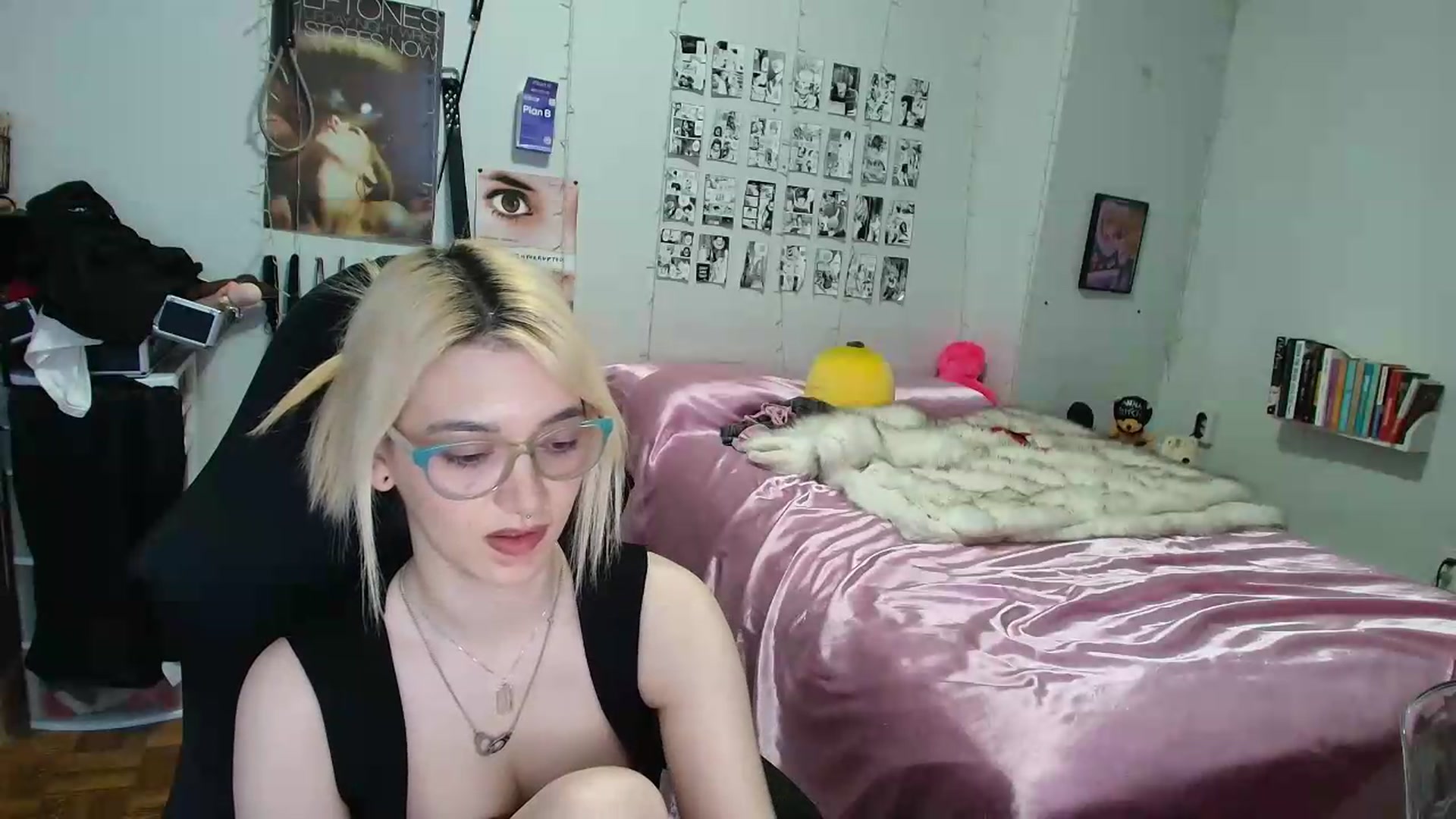 Gallery image thumbnail from AnnaTame's myfreecams stream on, 09/07/2026, 09:45 image 9 of 20
