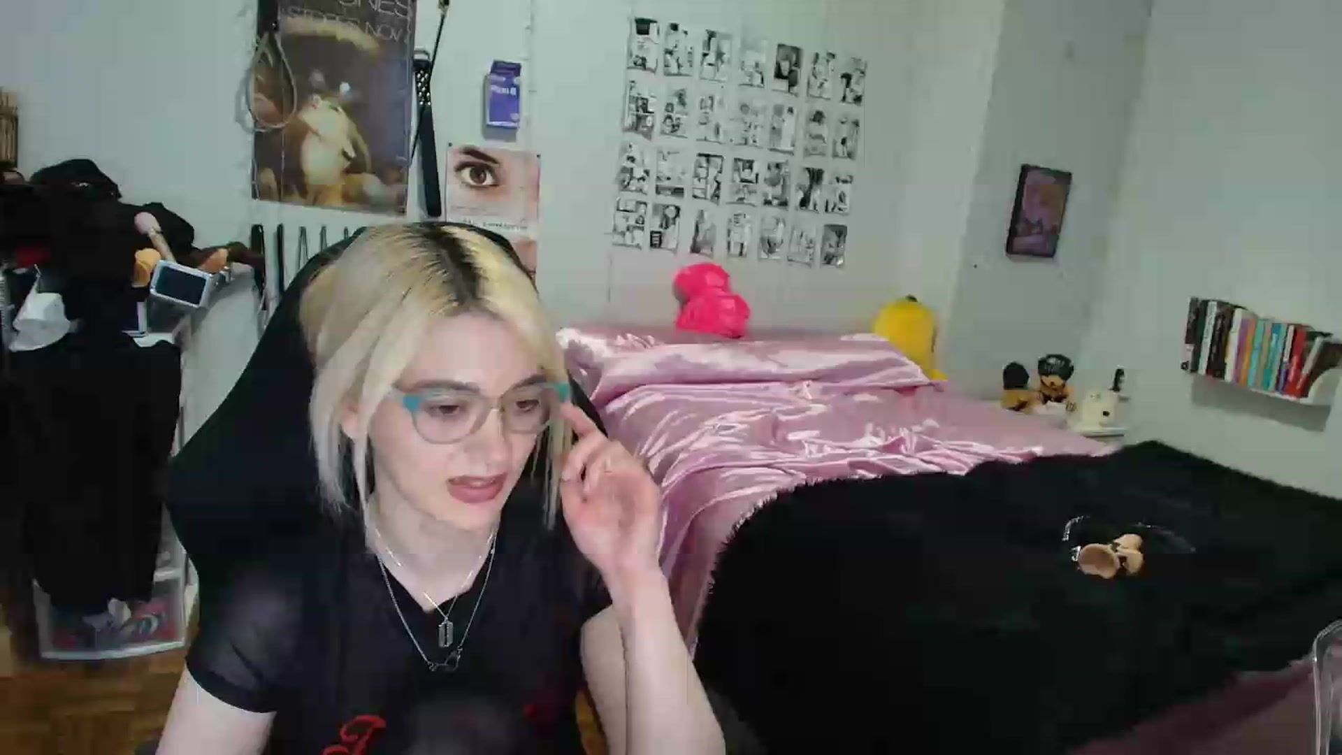Gallery image thumbnail from AnnaTame's myfreecams stream on, 09/09/2026, 10:31 image 11 of 20