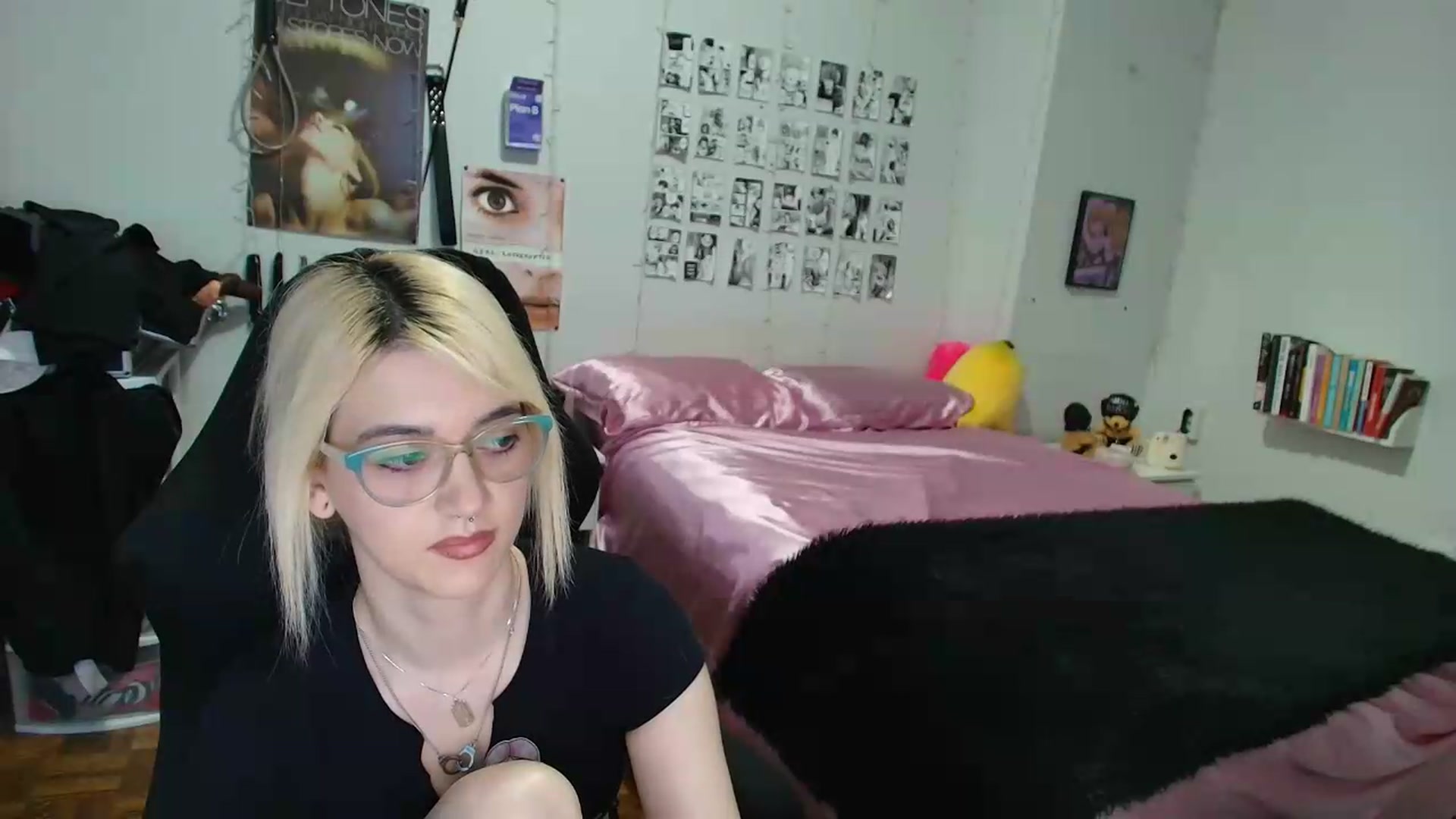 Gallery image thumbnail from AnnaTame's myfreecams stream on, 09/10/2026, 09:55 image 2 of 20