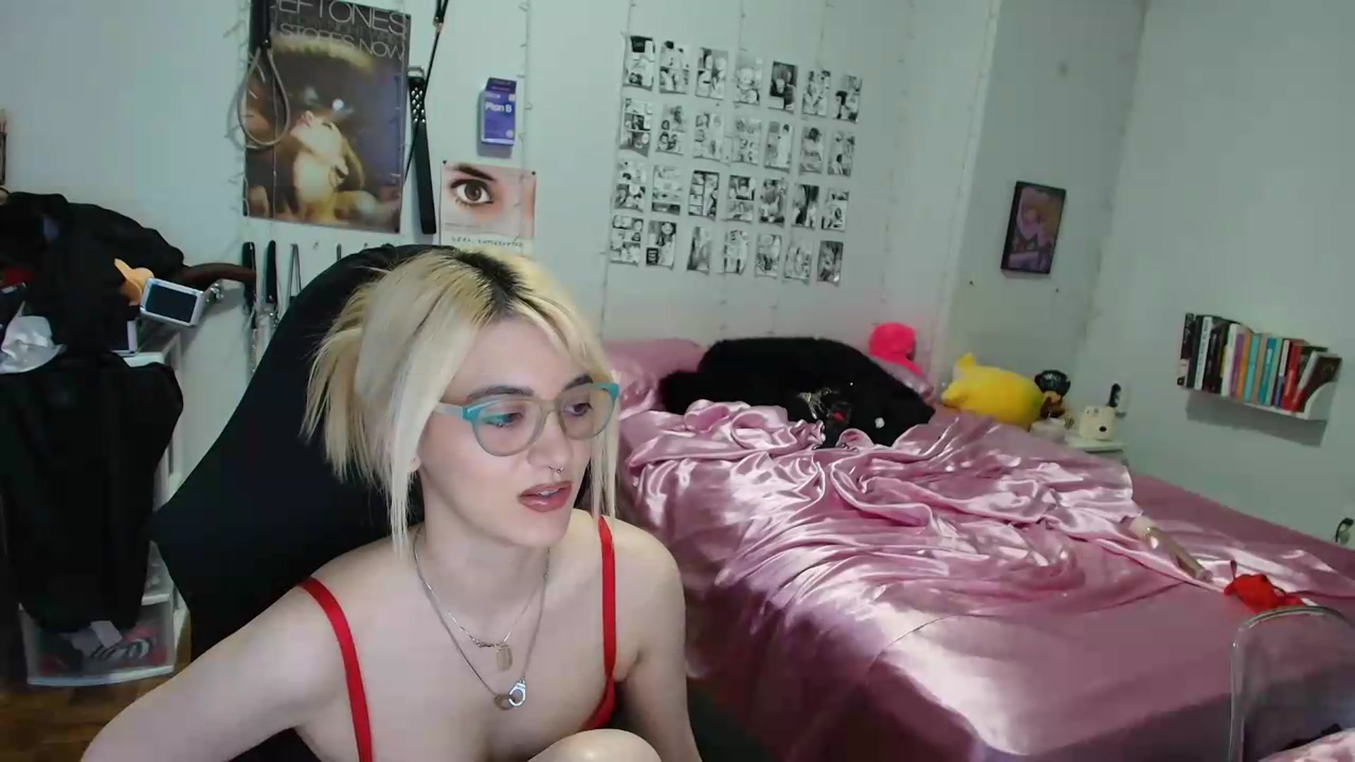 Gallery image thumbnail from AnnaTame's myfreecams stream on, 09/10/2026, 11:36 image 10 of 20