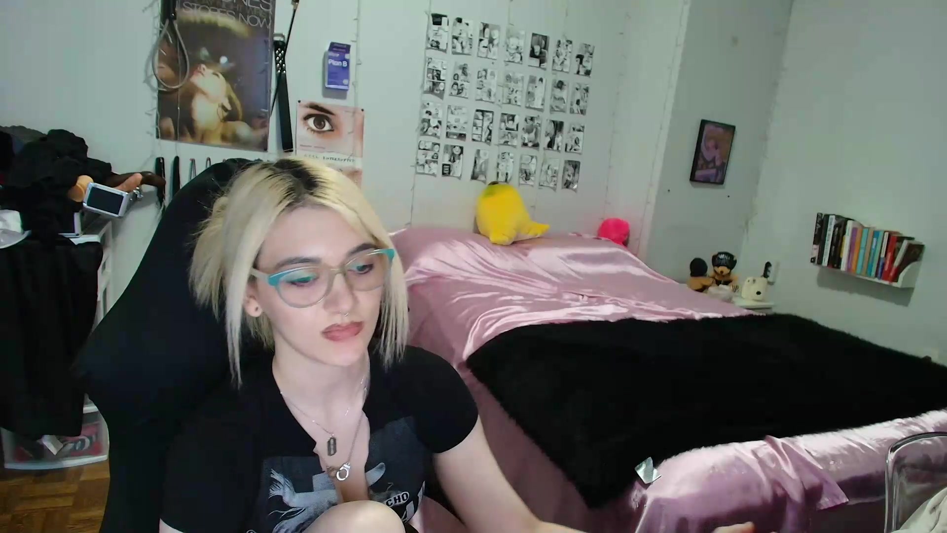 Gallery image thumbnail from AnnaTame's myfreecams stream on, 09/11/2026, 09:40 image 19 of 20