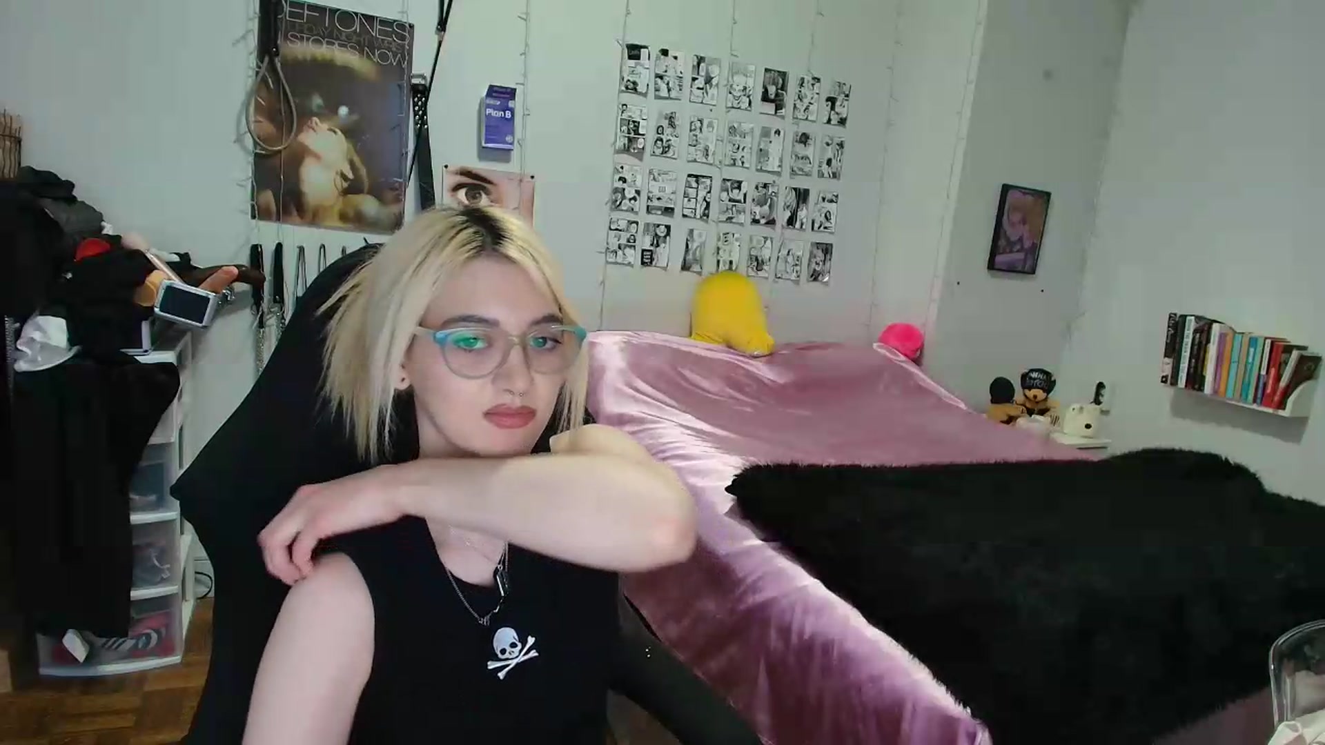 Gallery image thumbnail from AnnaTame's myfreecams stream on, 09/12/2026, 10:08 image 15 of 20