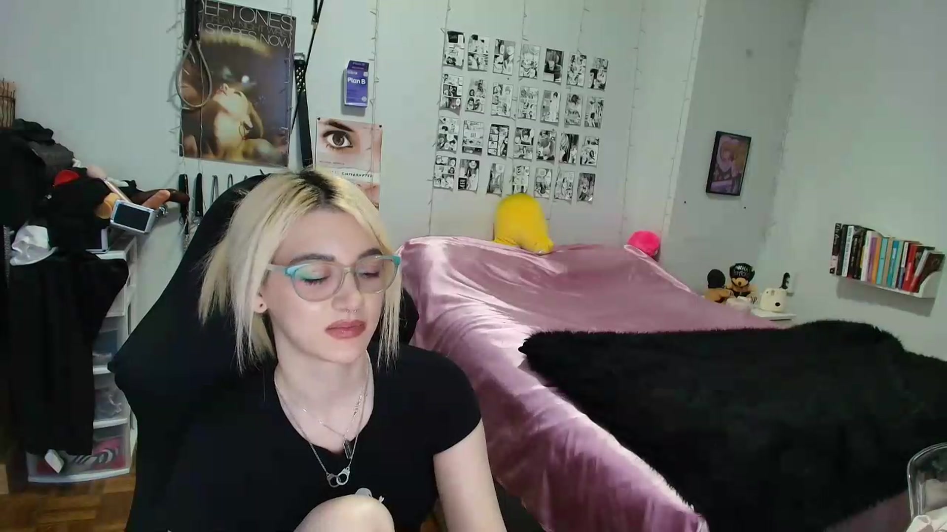 Gallery image thumbnail from AnnaTame's myfreecams stream on, 09/12/2026, 10:08 image 14 of 20