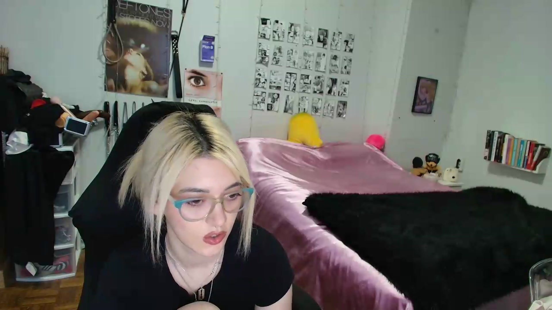 Gallery image thumbnail from AnnaTame's myfreecams stream on, 09/12/2026, 10:08 image 8 of 20