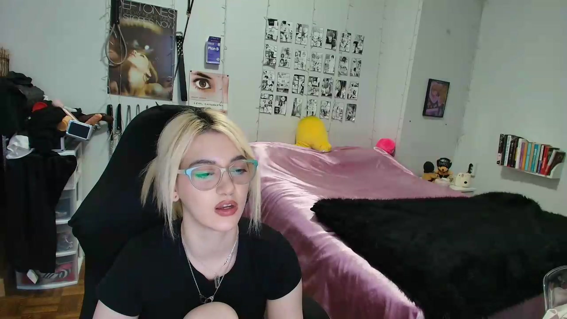 Gallery image thumbnail from AnnaTame's myfreecams stream on, 09/12/2026, 10:08 image 10 of 20
