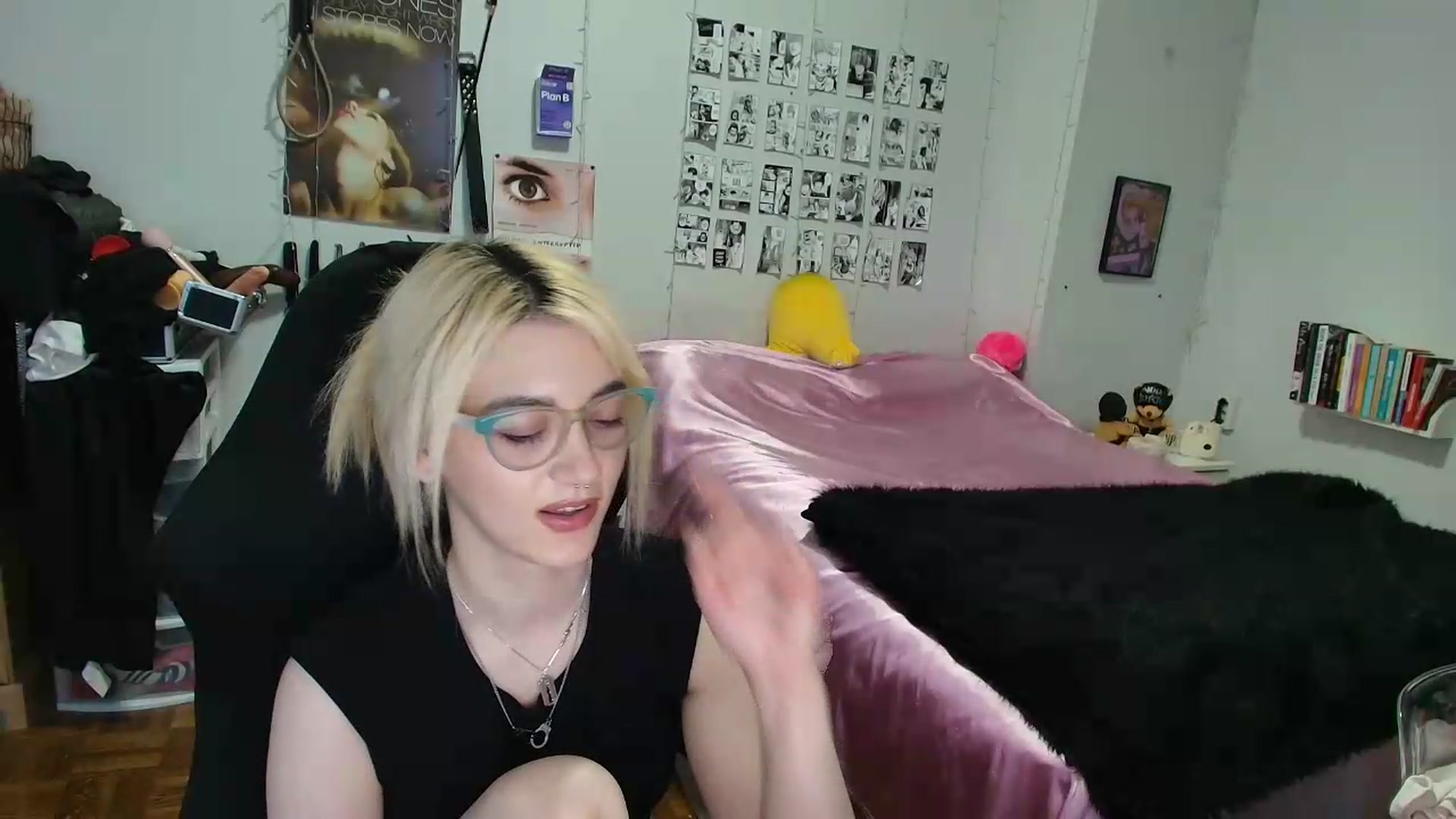 Gallery image thumbnail from AnnaTame's myfreecams stream on, 09/12/2026, 10:08 image 18 of 20