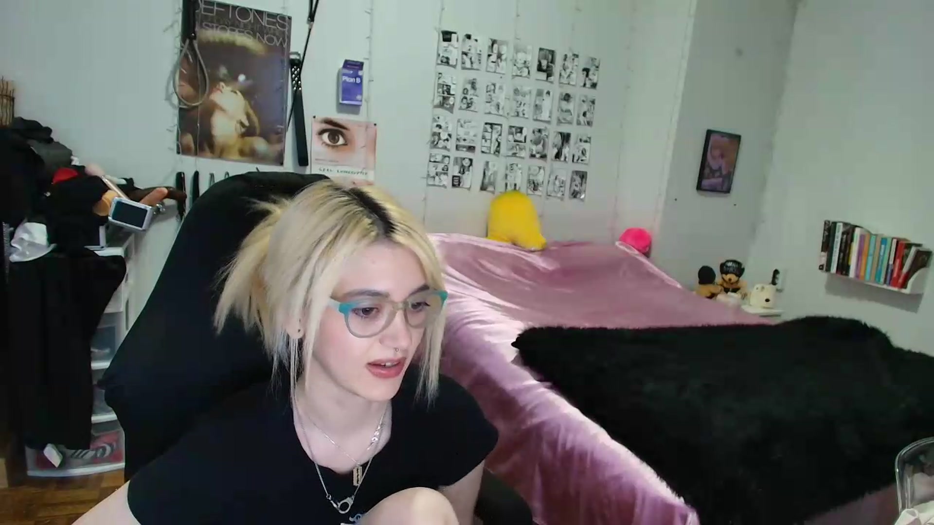 Gallery image thumbnail from AnnaTame's myfreecams stream on, 09/12/2026, 10:08 image 9 of 20