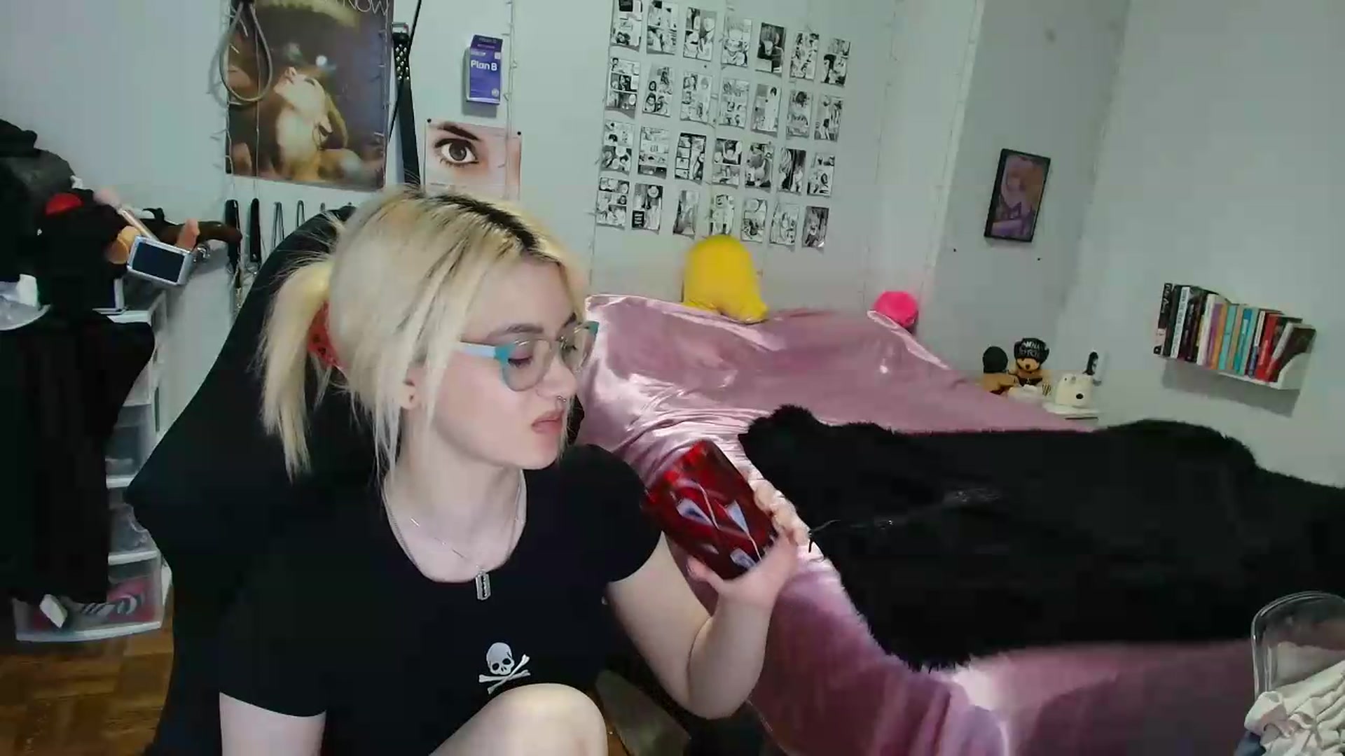 Gallery image thumbnail from AnnaTame's myfreecams stream on, 09/12/2026, 11:03 image 16 of 20