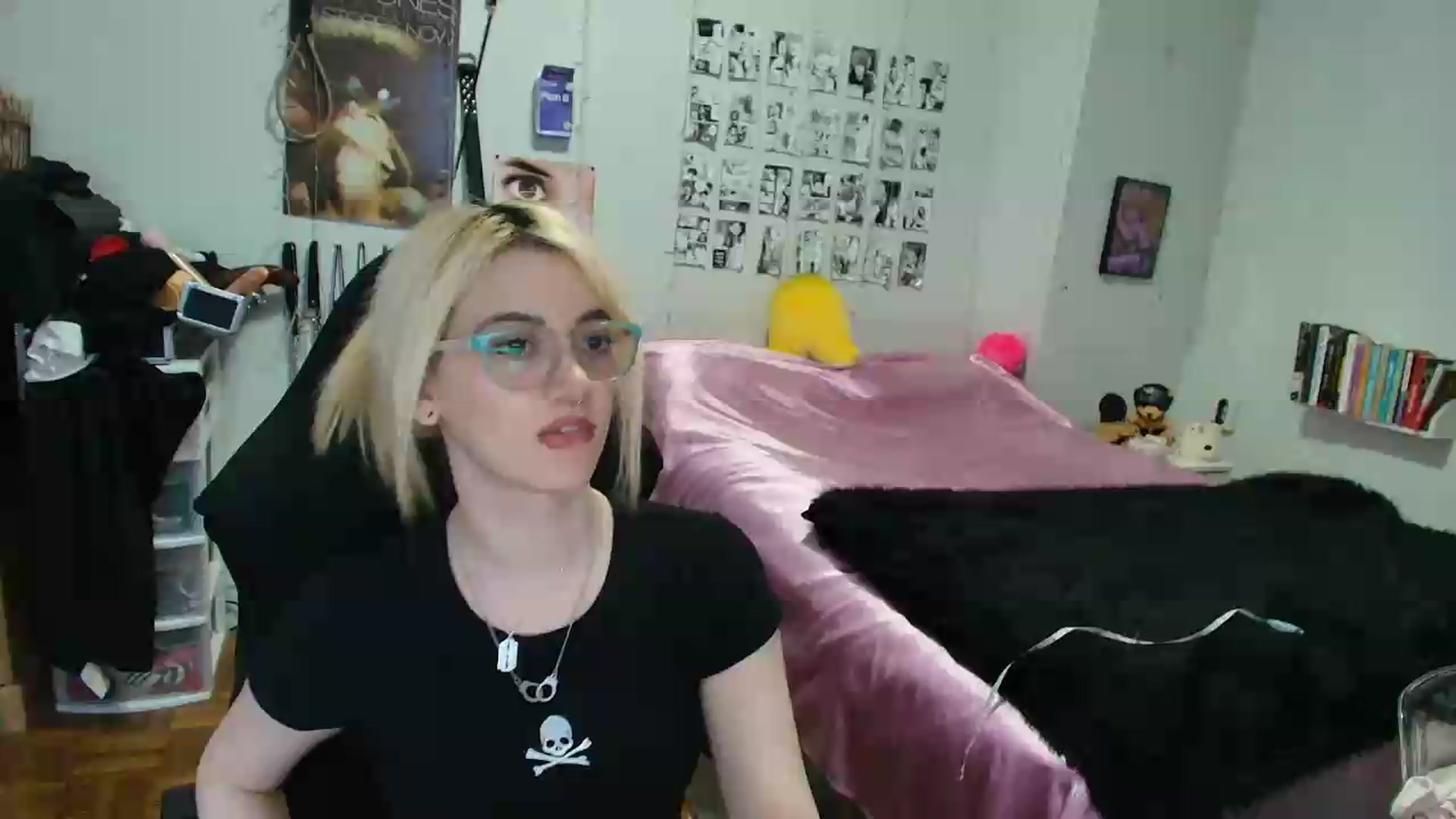 Gallery image thumbnail from AnnaTame's myfreecams stream on, 09/12/2026, 11:03 image 1 of 20