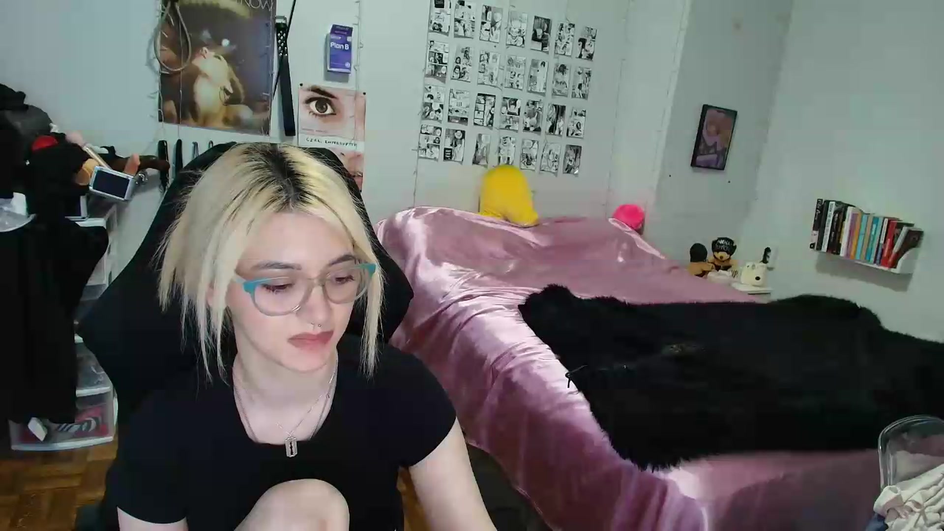 Gallery image thumbnail from AnnaTame's myfreecams stream on, 09/12/2026, 11:03 image 18 of 20