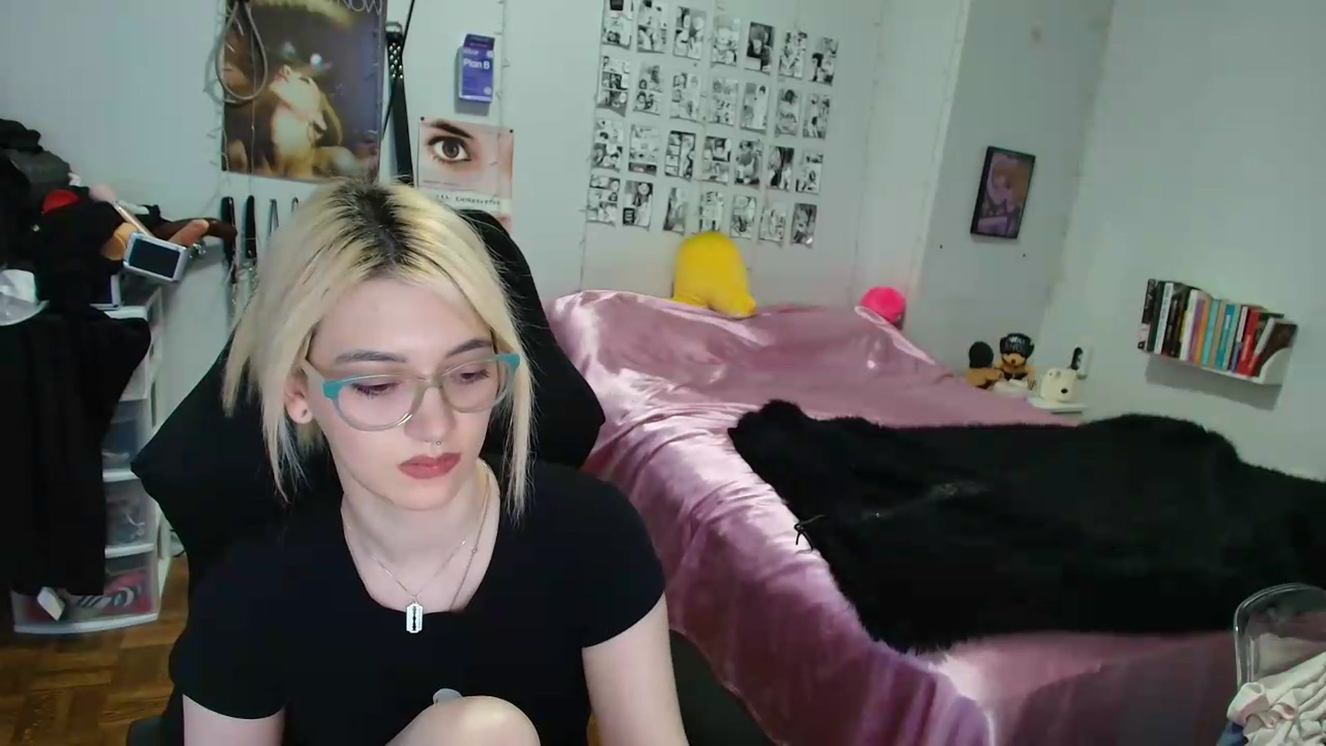 Gallery image thumbnail from AnnaTame's myfreecams stream on, 09/12/2026, 11:03 image 12 of 20