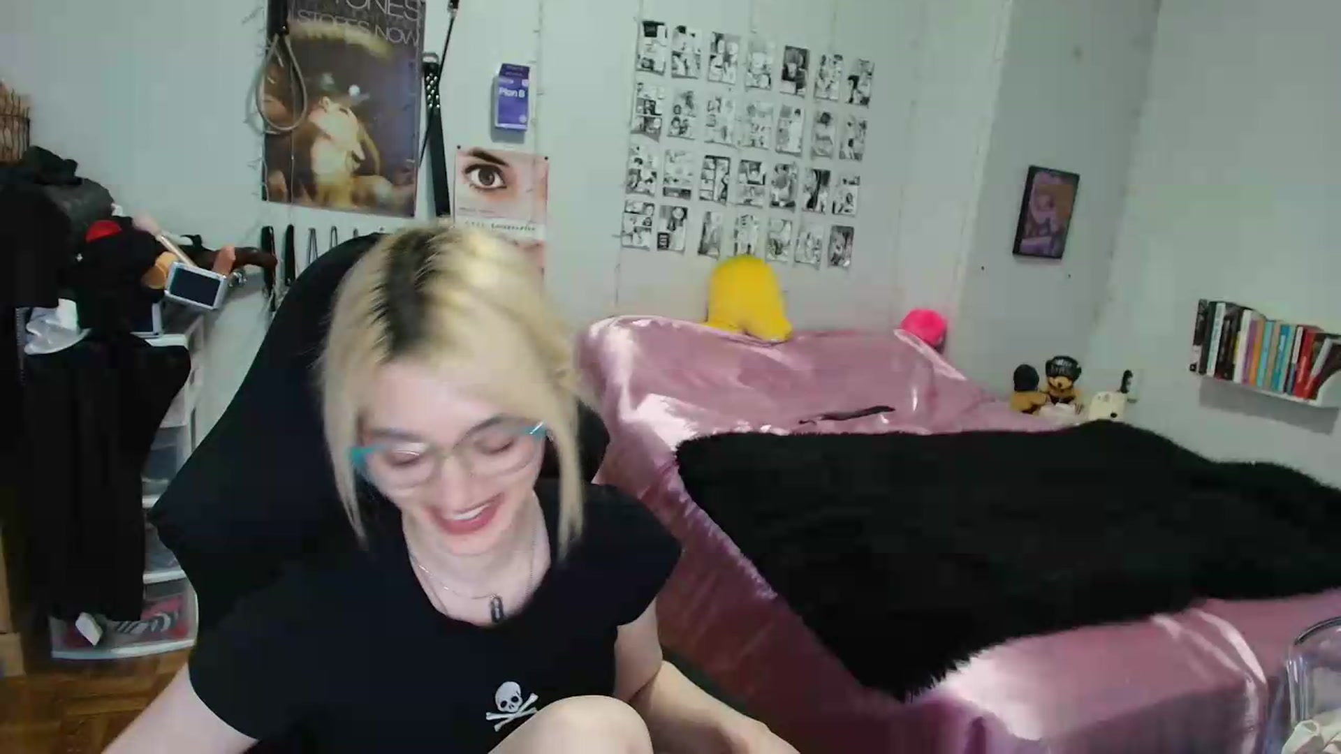 Gallery image thumbnail from AnnaTame's myfreecams stream on, 09/12/2026, 11:40 image 10 of 20