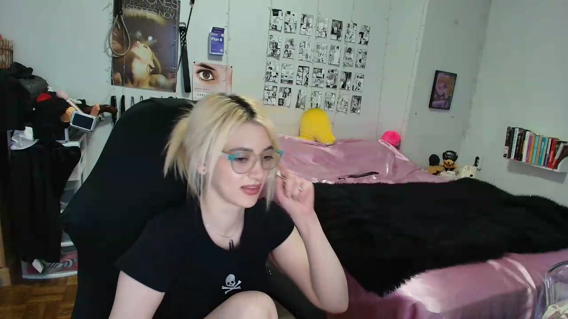 Gallery image thumbnail from AnnaTame's myfreecams stream on, 09/12/2026, 11:40 image 17 of 20