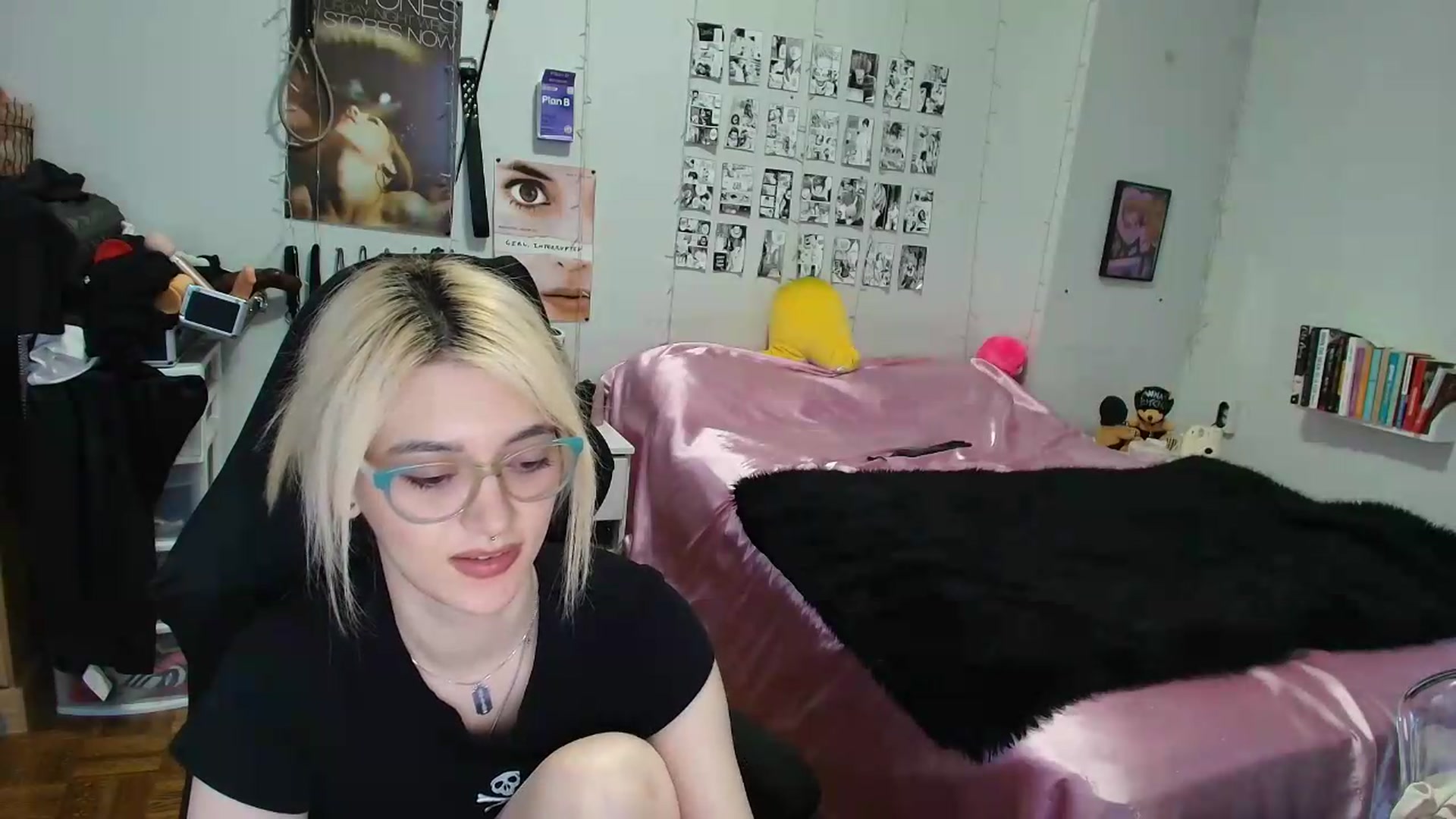 Gallery image thumbnail from AnnaTame's myfreecams stream on, 09/12/2026, 11:40 image 19 of 20