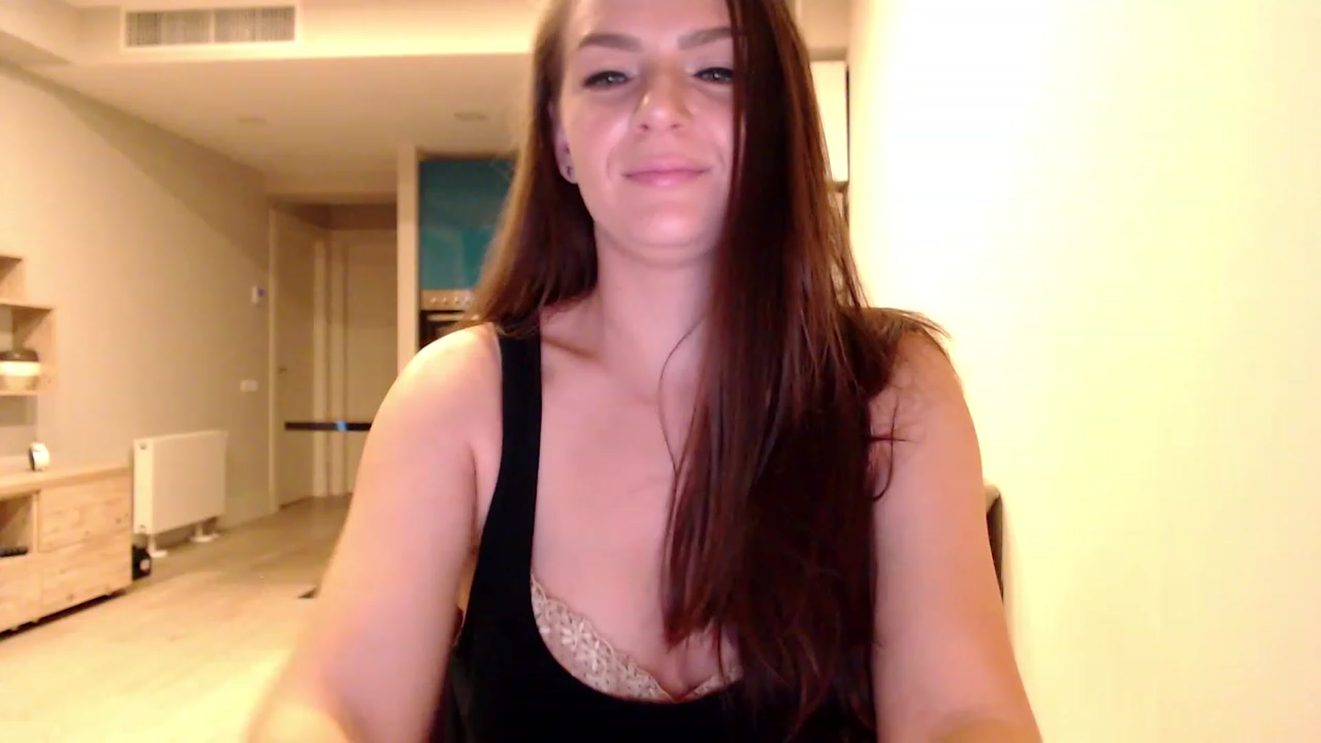 Gallery image thumbnail from AnnaTheCute's myfreecams stream on, 12/26/2022, 06:08 image 18 of 20