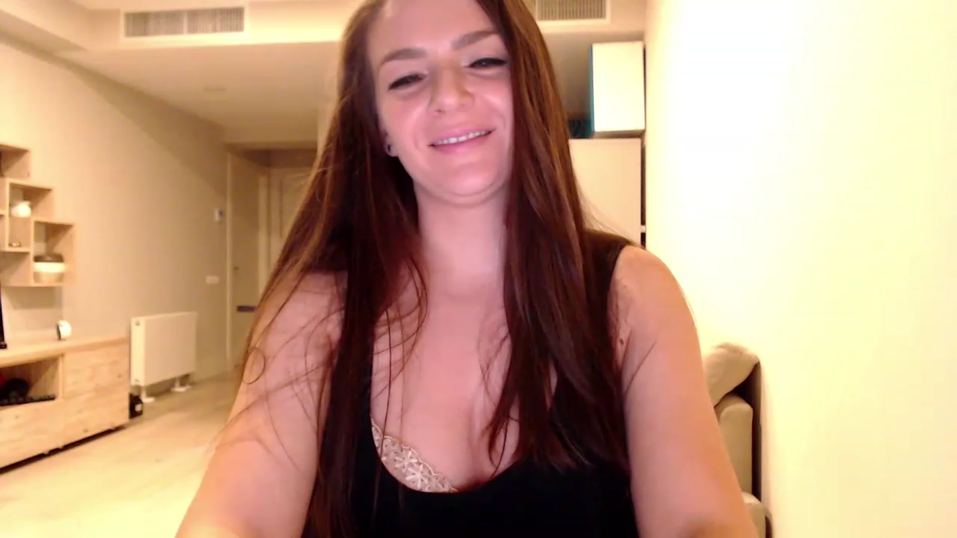 Gallery image thumbnail from AnnaTheCute's myfreecams stream on, 12/26/2022, 07:19 image 14 of 20